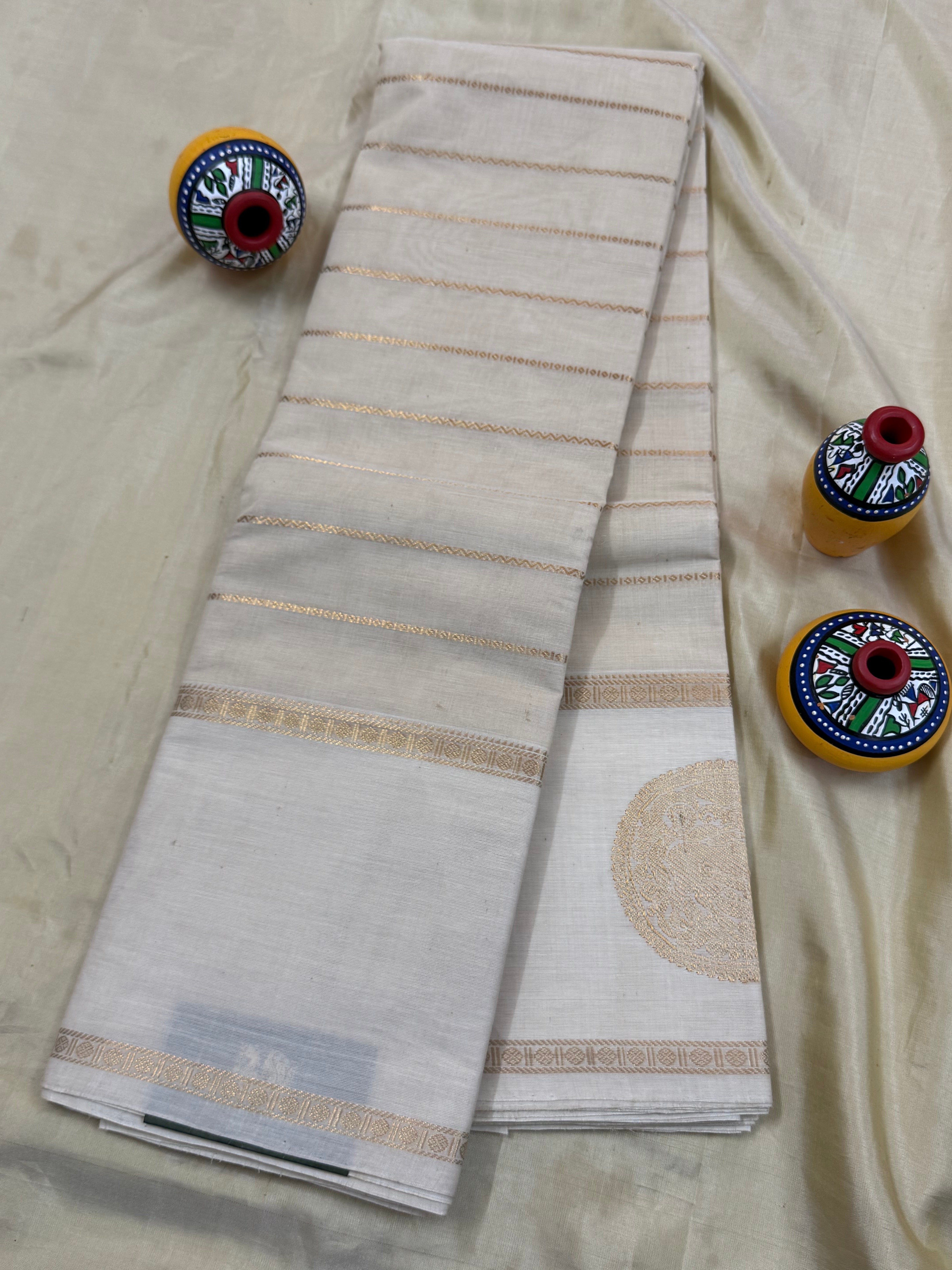 Offwhite veldhari border butta/ Kanchi cotton CL7955