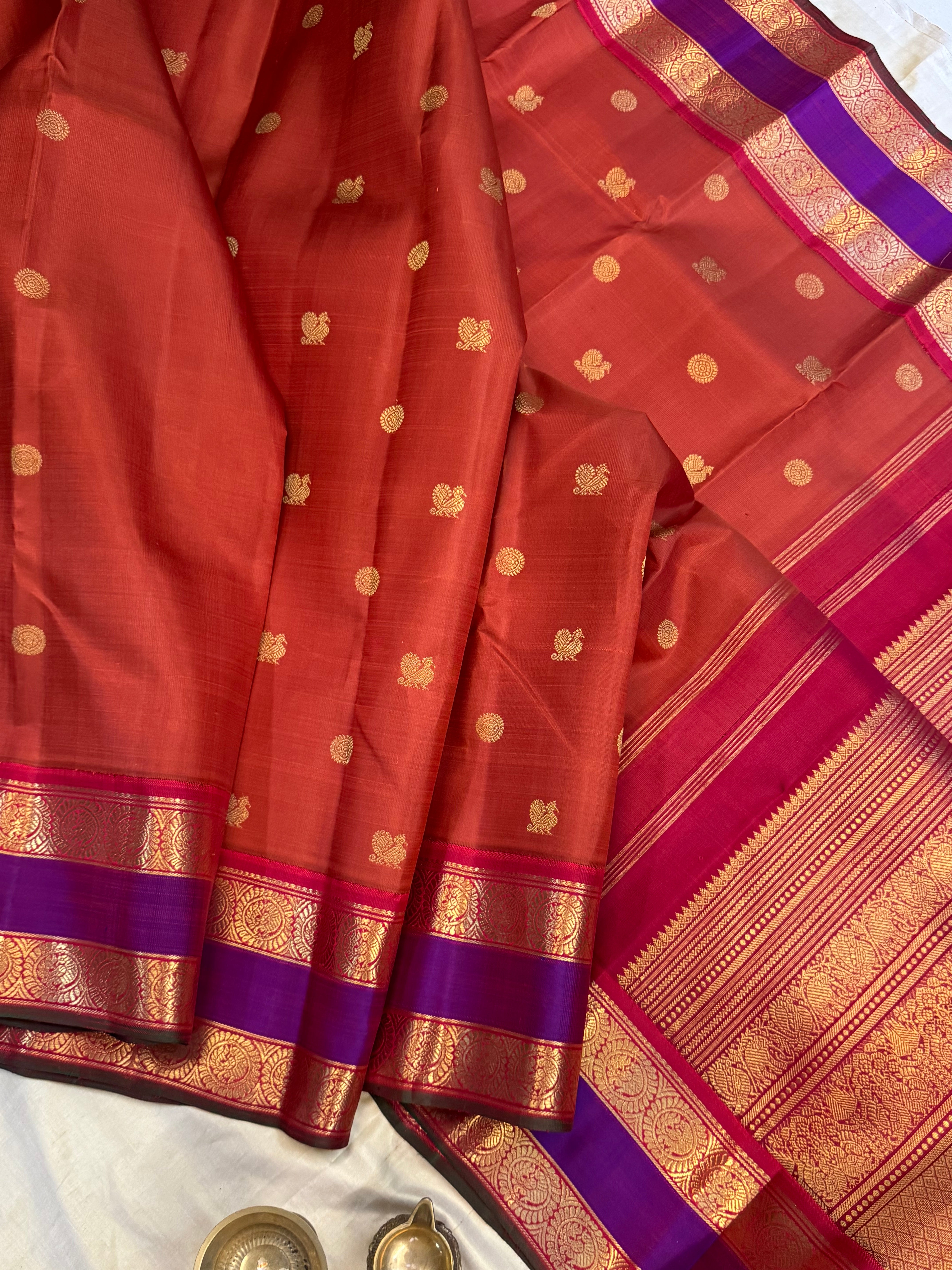 AALAYAM : Rust retta pet korvai kanjipuram silk