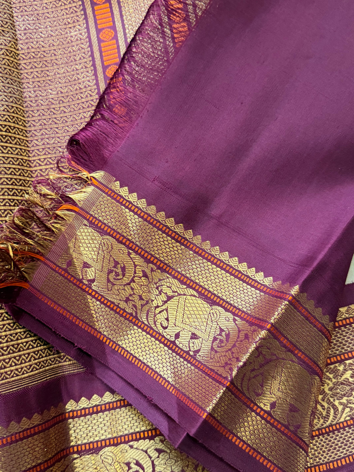 Pista green  Kai Korvai - pure Zari Kanjipuram silk