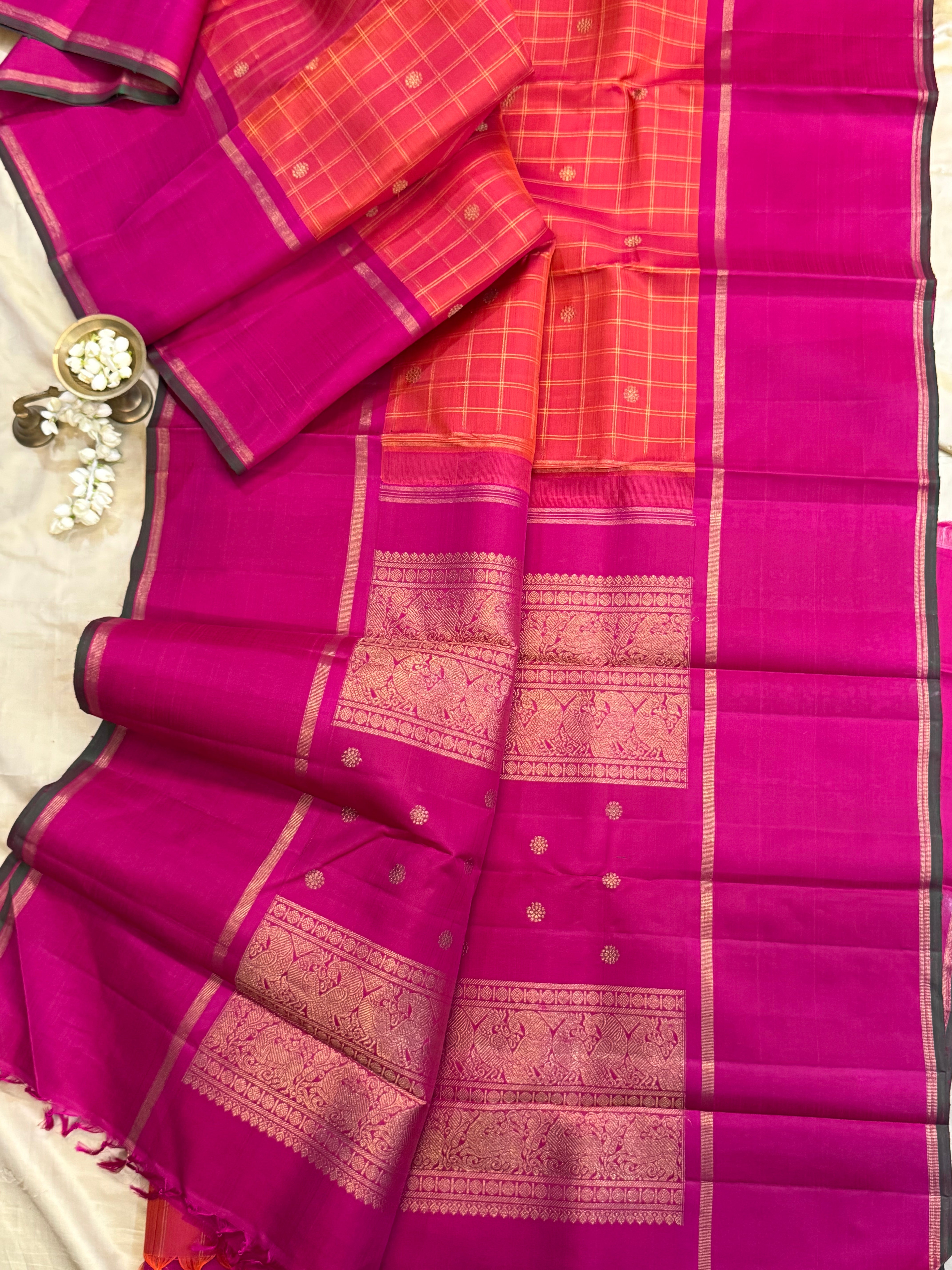 Orange kattam butta and pink / Kanjipuram silk