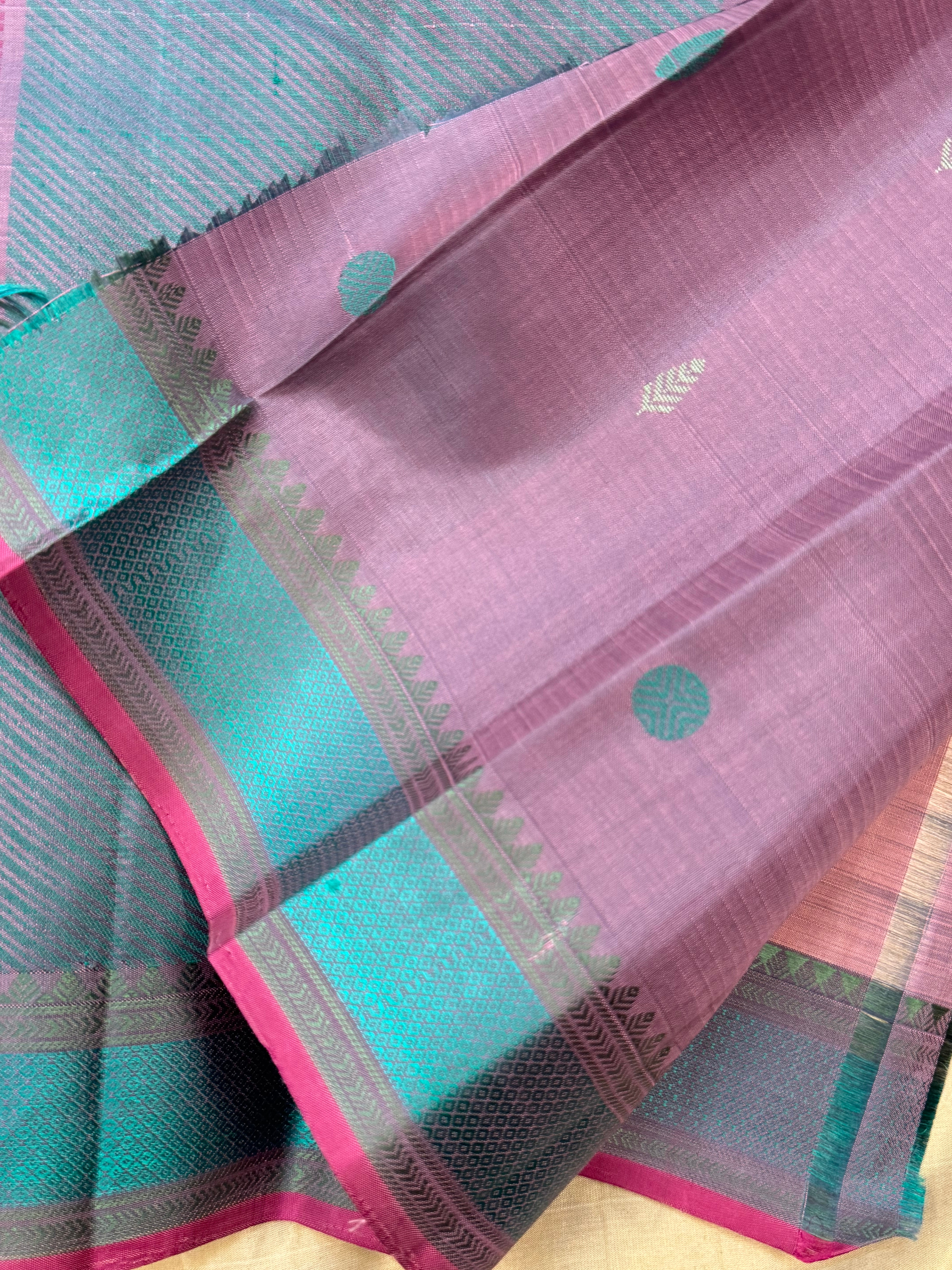 Pink small border / Varnangal soft silk