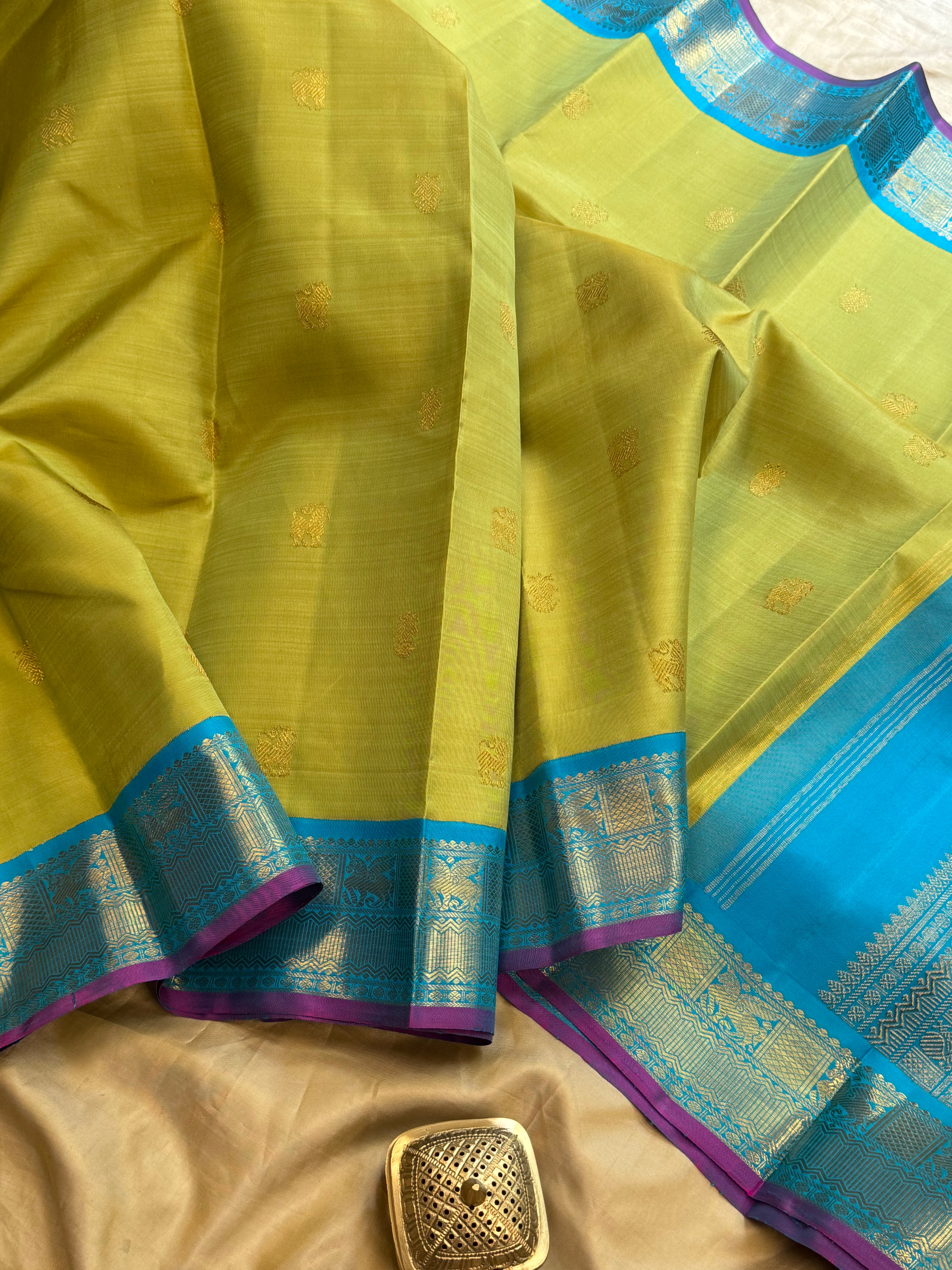 Sampangi Green korvai : kanjipuram silk