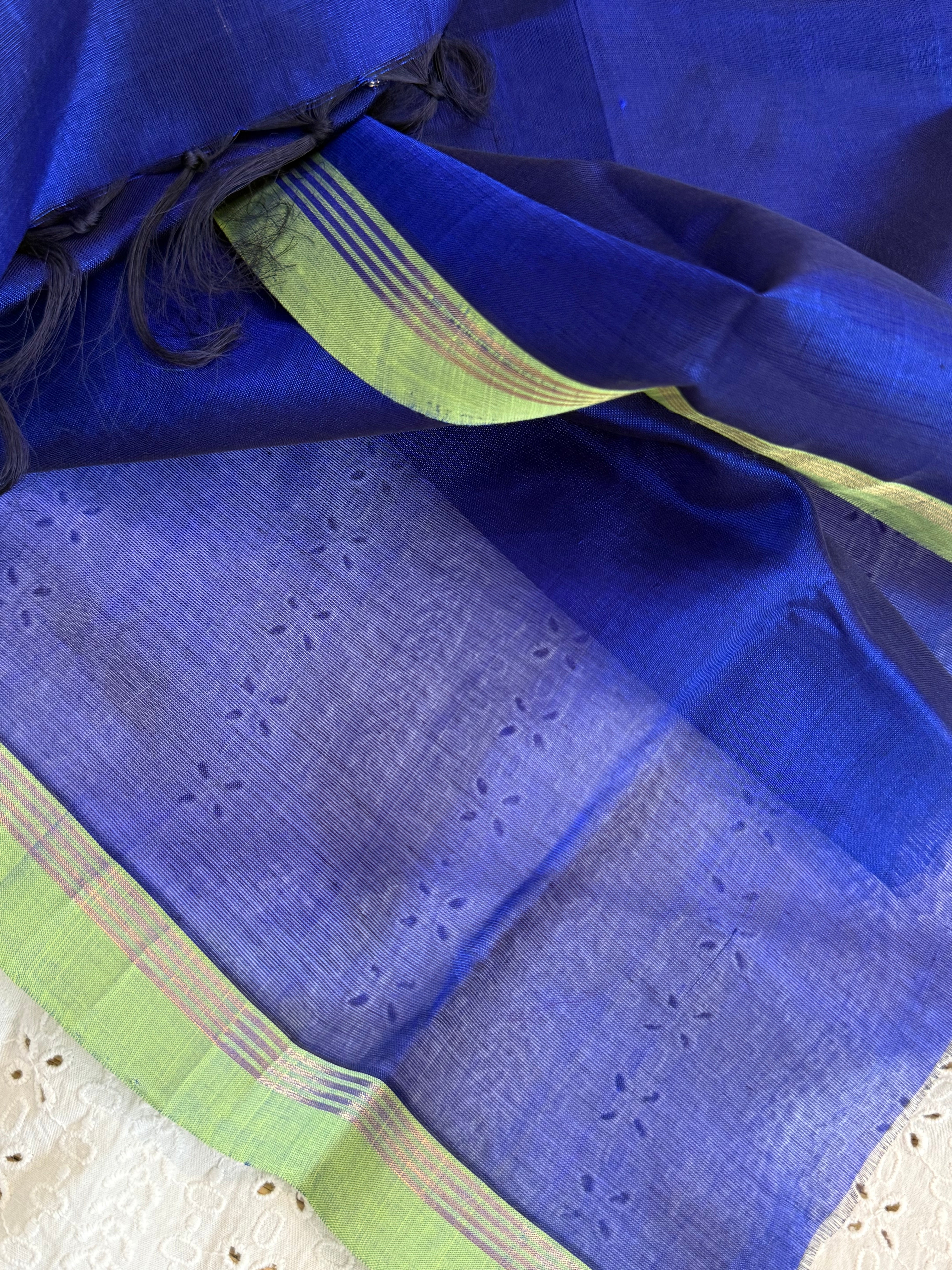 Royal blue kattam Lotus butta/ Silk Cotton