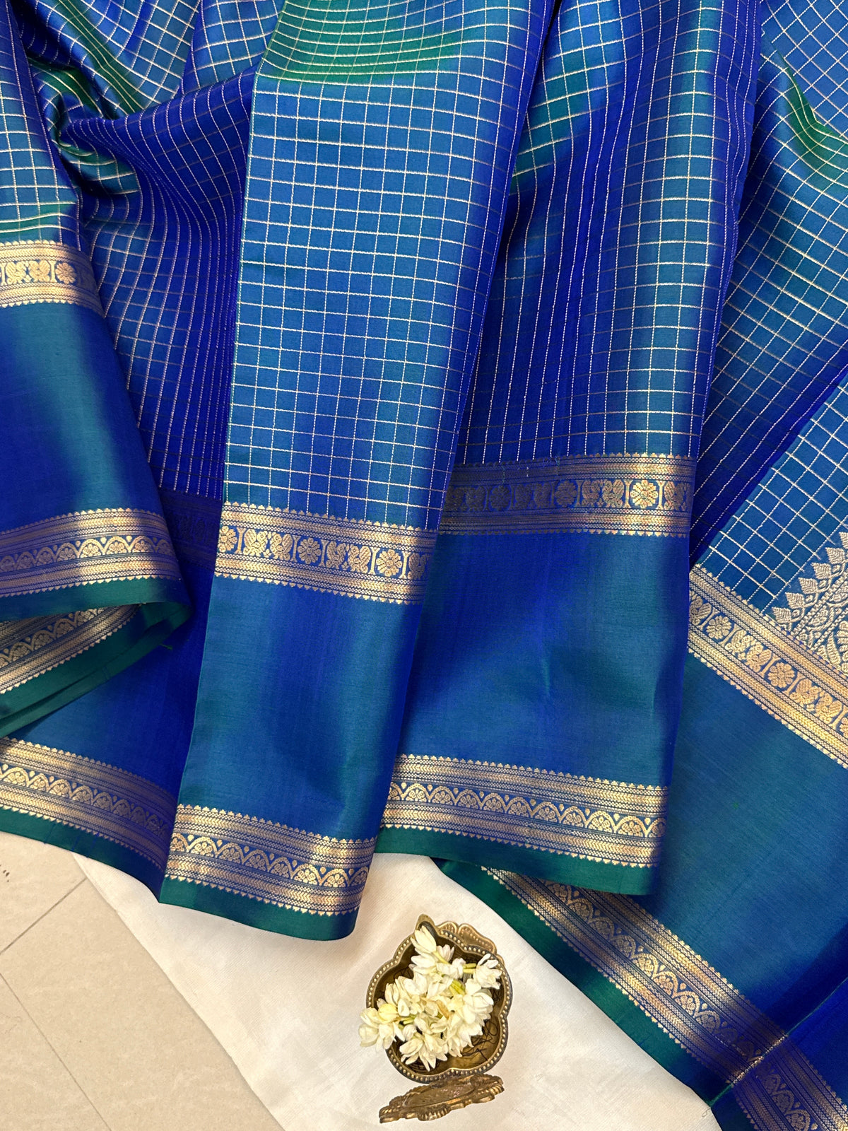 festivel edit _special edition_ peacock green and body Zari kattam/ silk saree clsa 12402