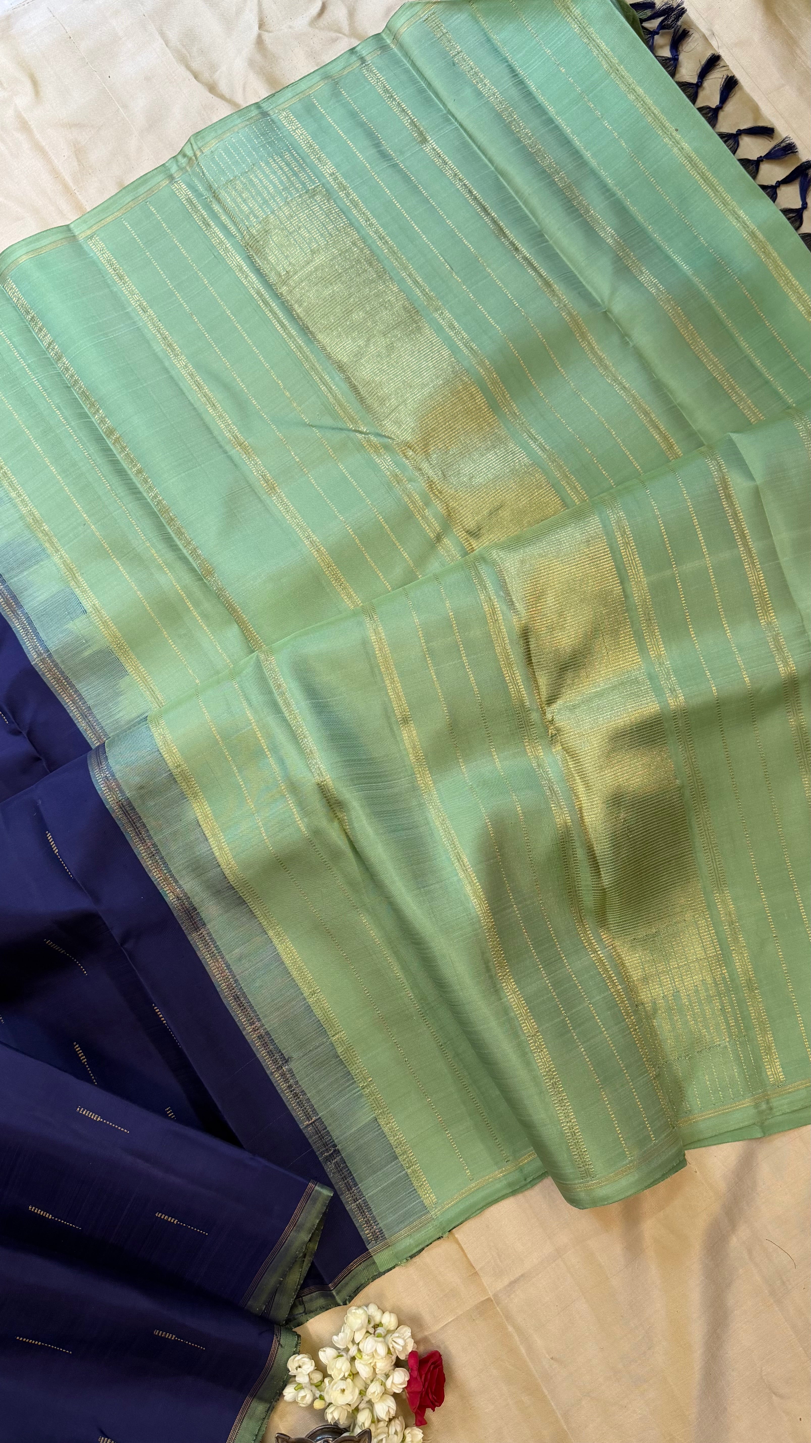 Purple borderless/ Kanjipuram Silk