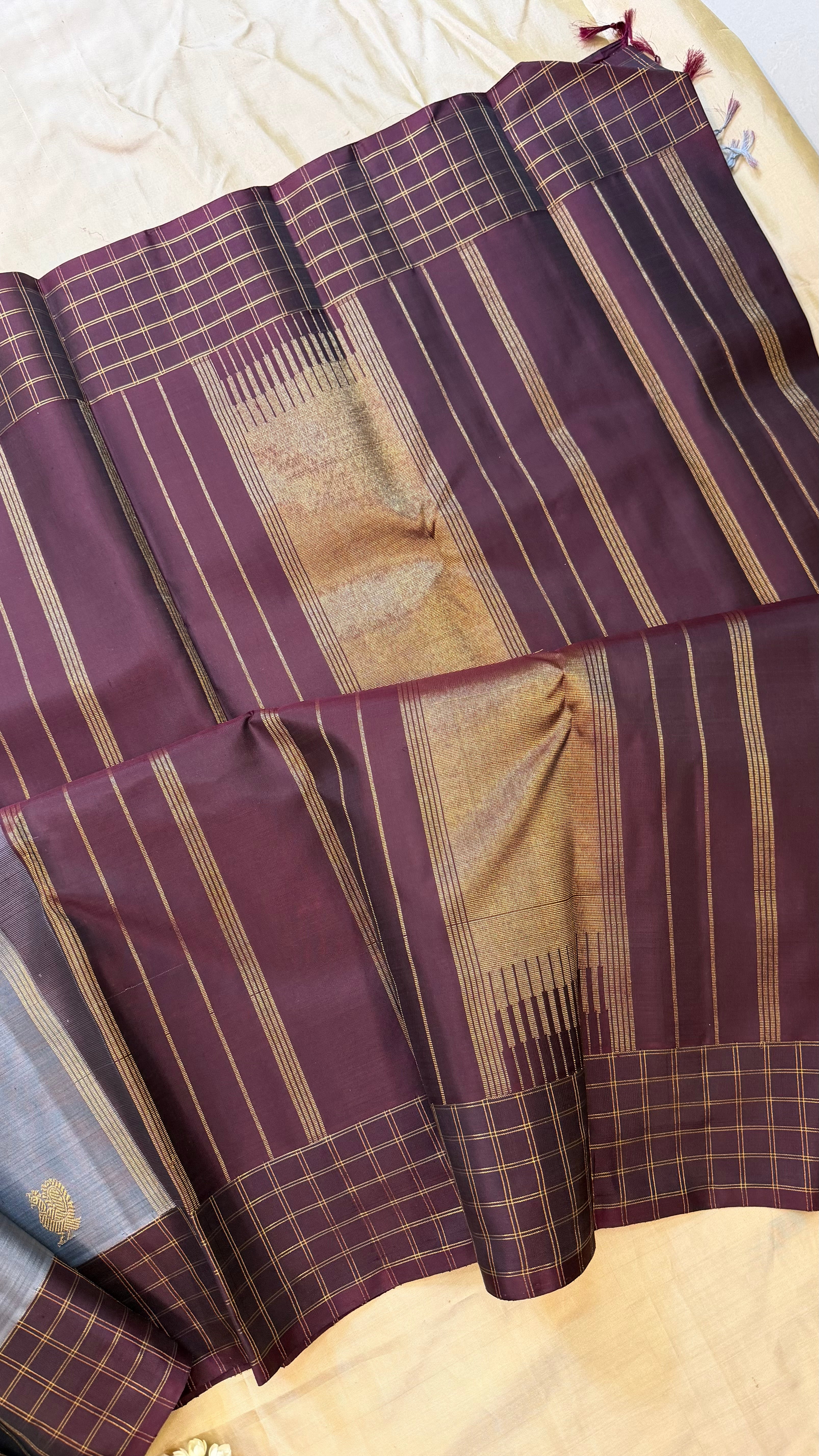 Grey and brown checked border / Kanjipuram Silk