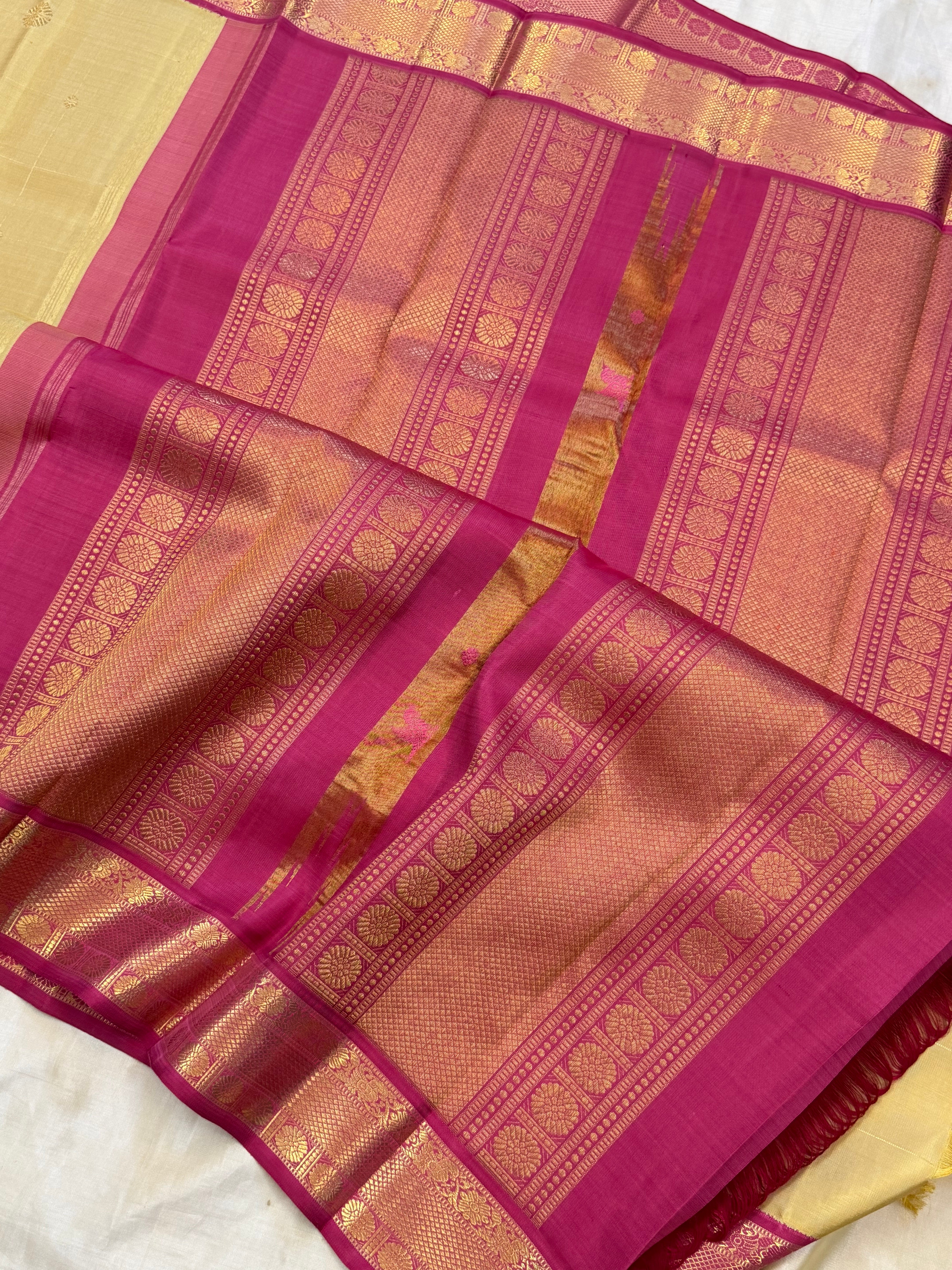 Light pastel yellow Kattam Butta  Korvai  Kanjipuram silk