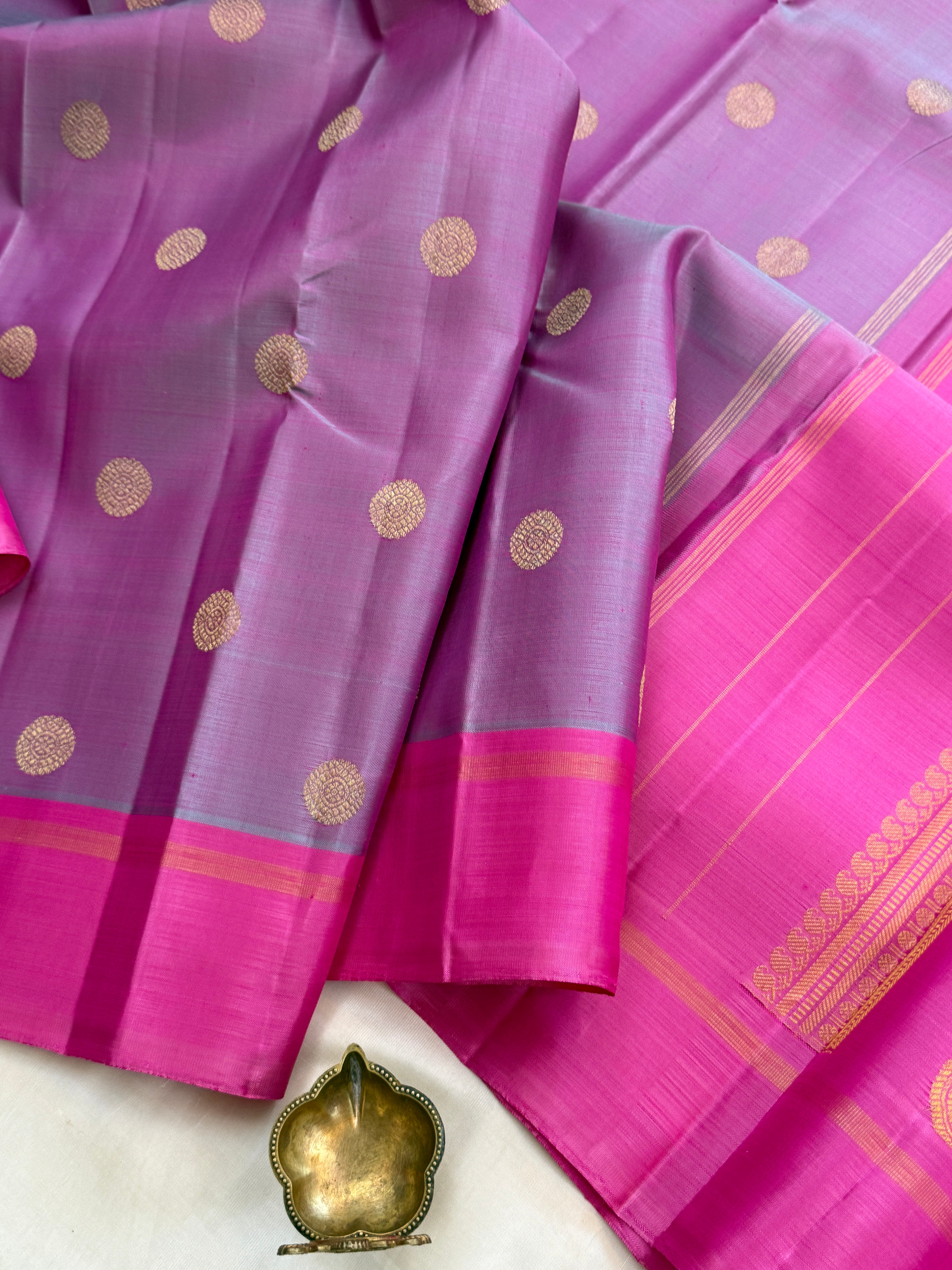 Lavender shot pink body , pink contrast border CLSA11217