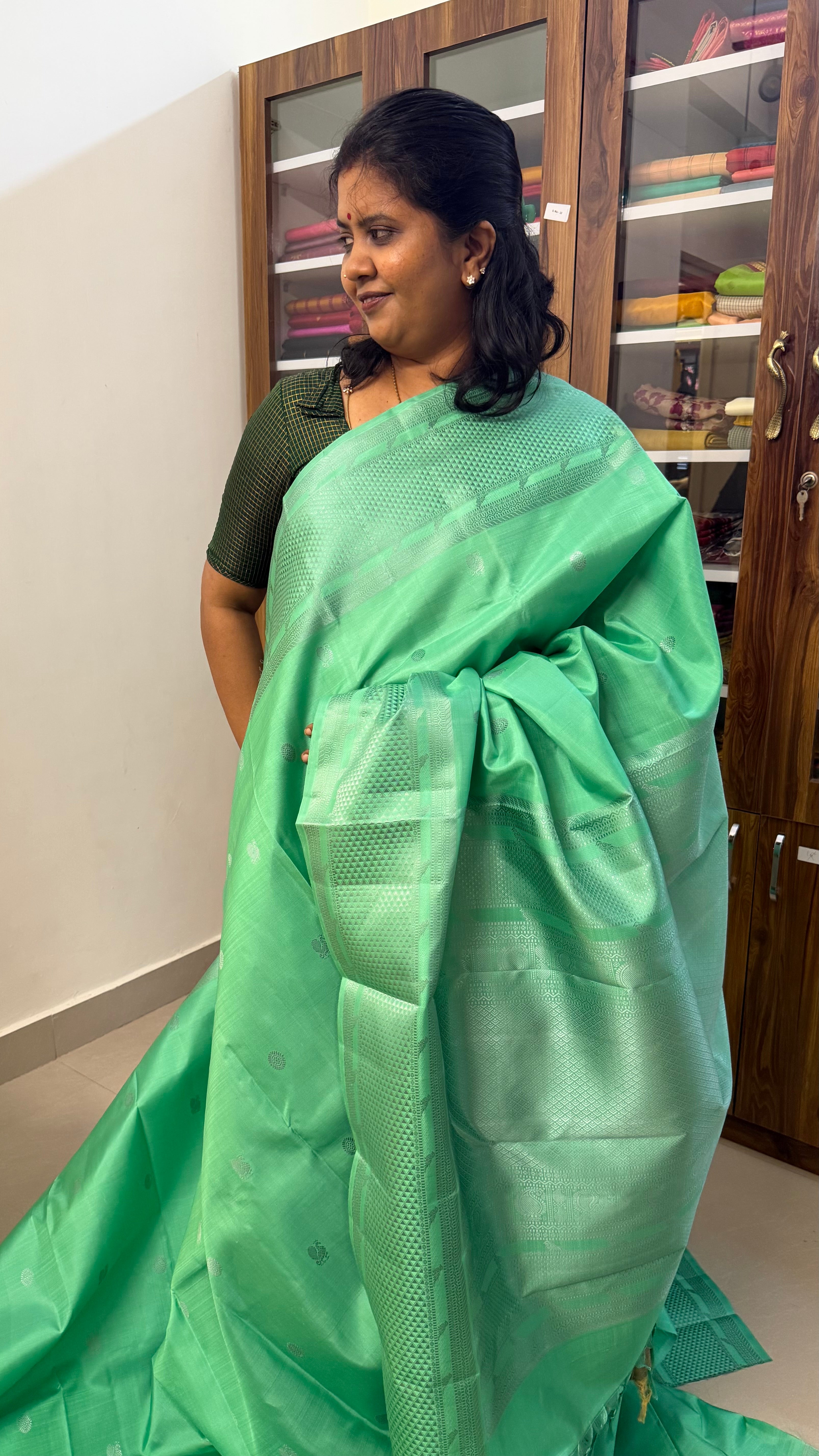 Apple green Kili  thread work Kanjipuram silk
