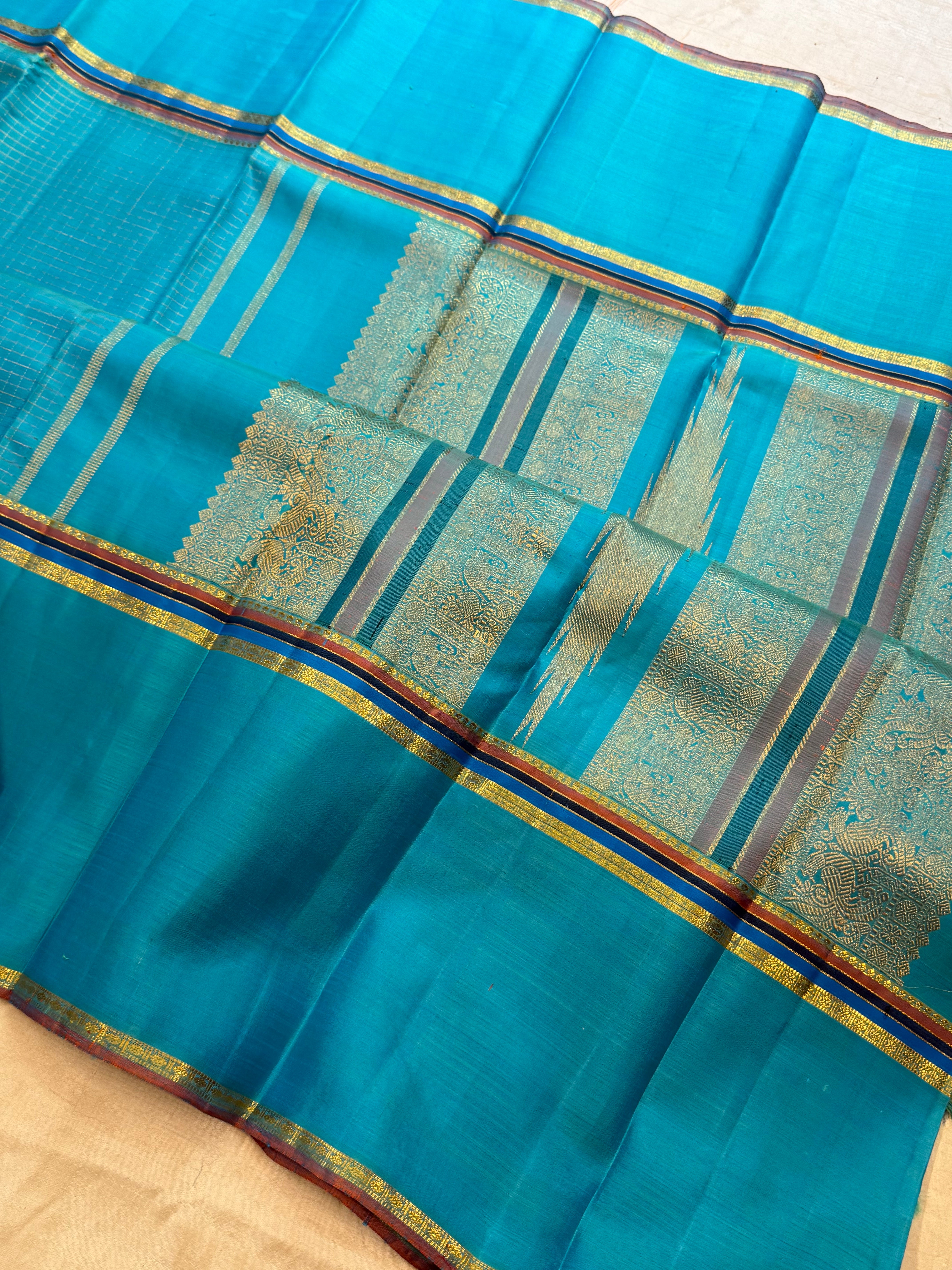 Vintage long border Zari Kattam / Kanjipuram silk