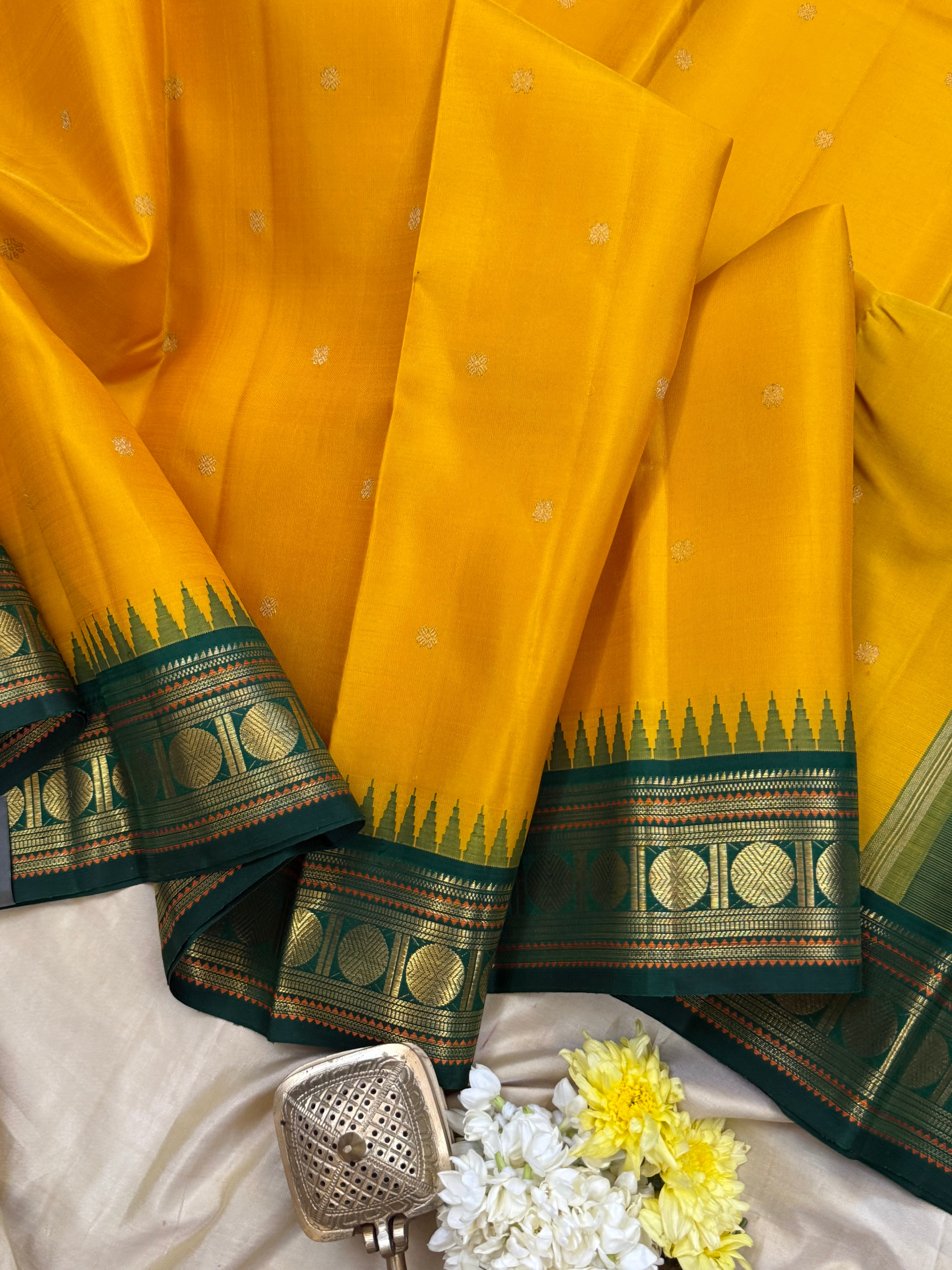 MUSTARD YELLOW WITH GREEN TEMPLE KORVAI/KANJIPURAM SILK CLSA 10334
