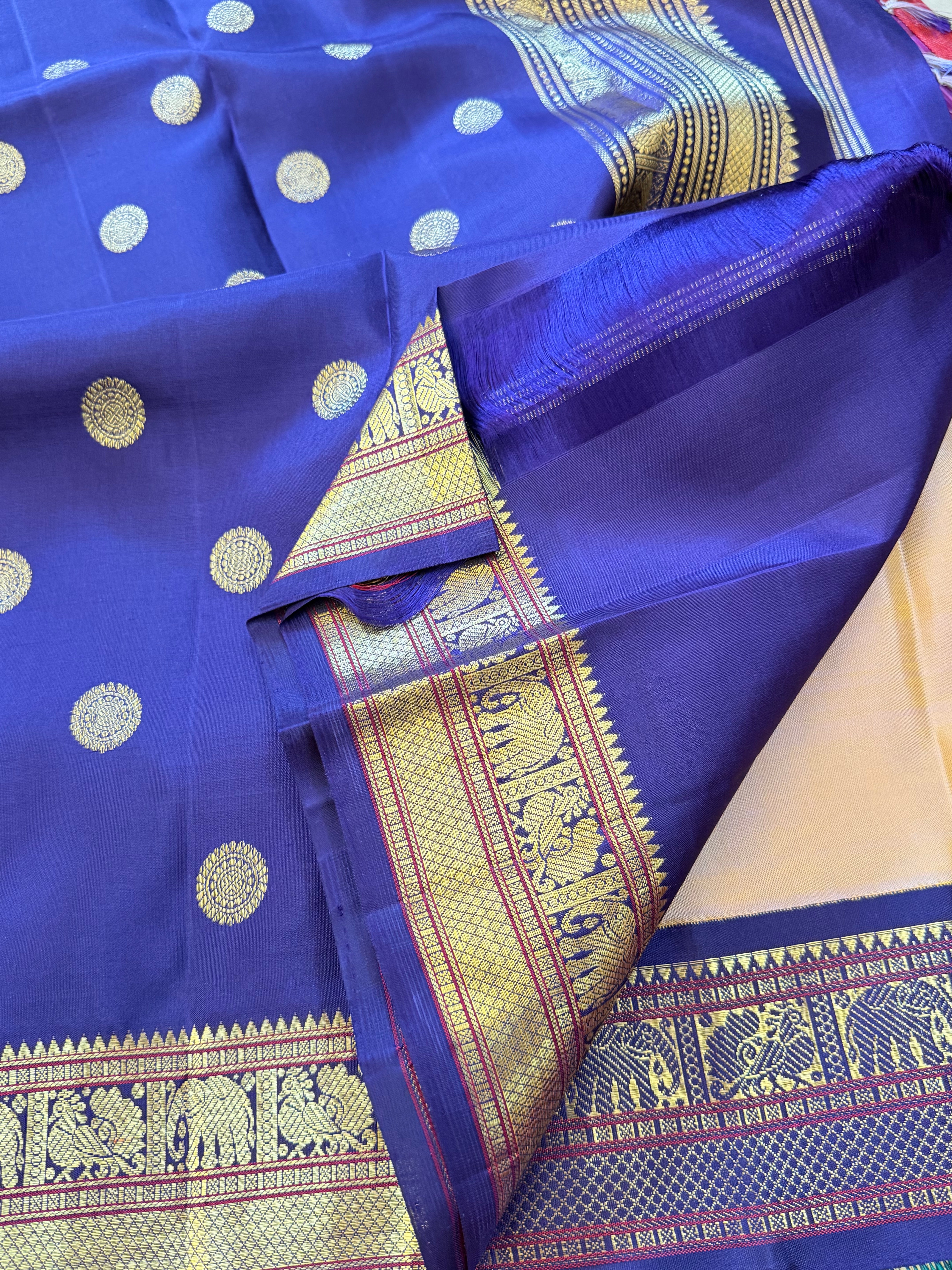Maha : biscuit color collection of Korvai Kanjipuram