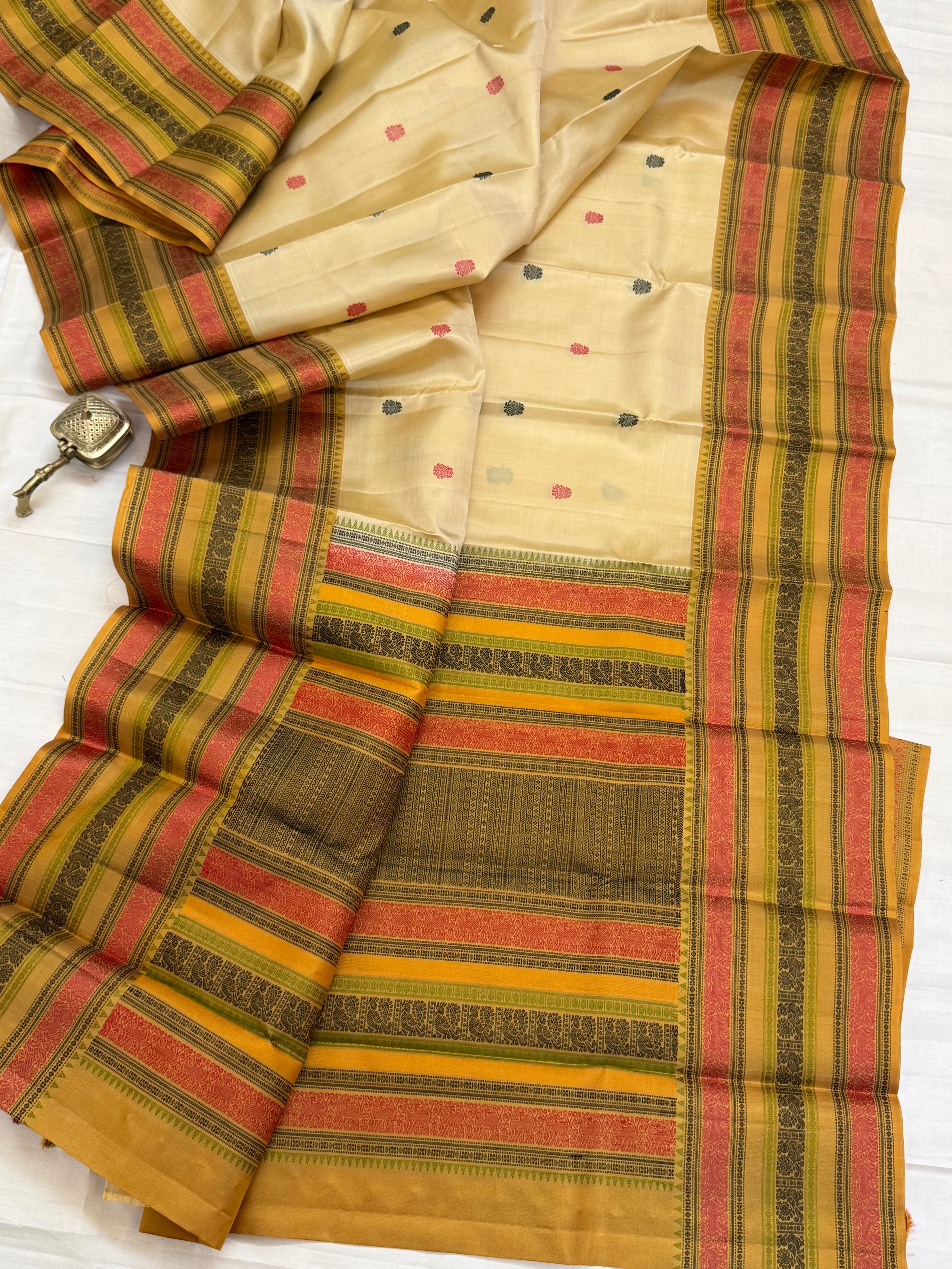 Offwhite varisapet border/Varnangal Thread work  / CLSA11265