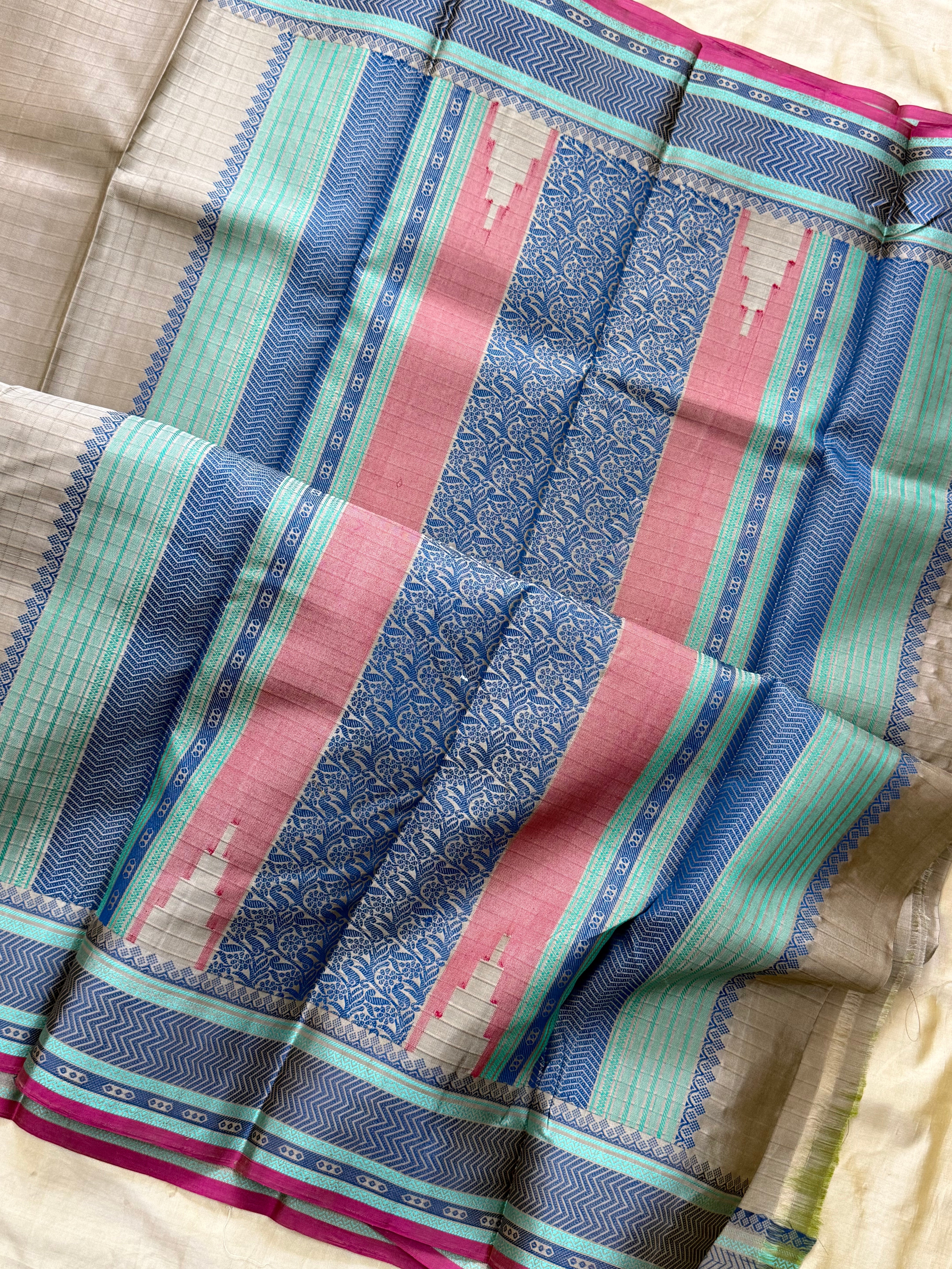 Grey and blue kattam / Varnangal Soft Silk CL4109
