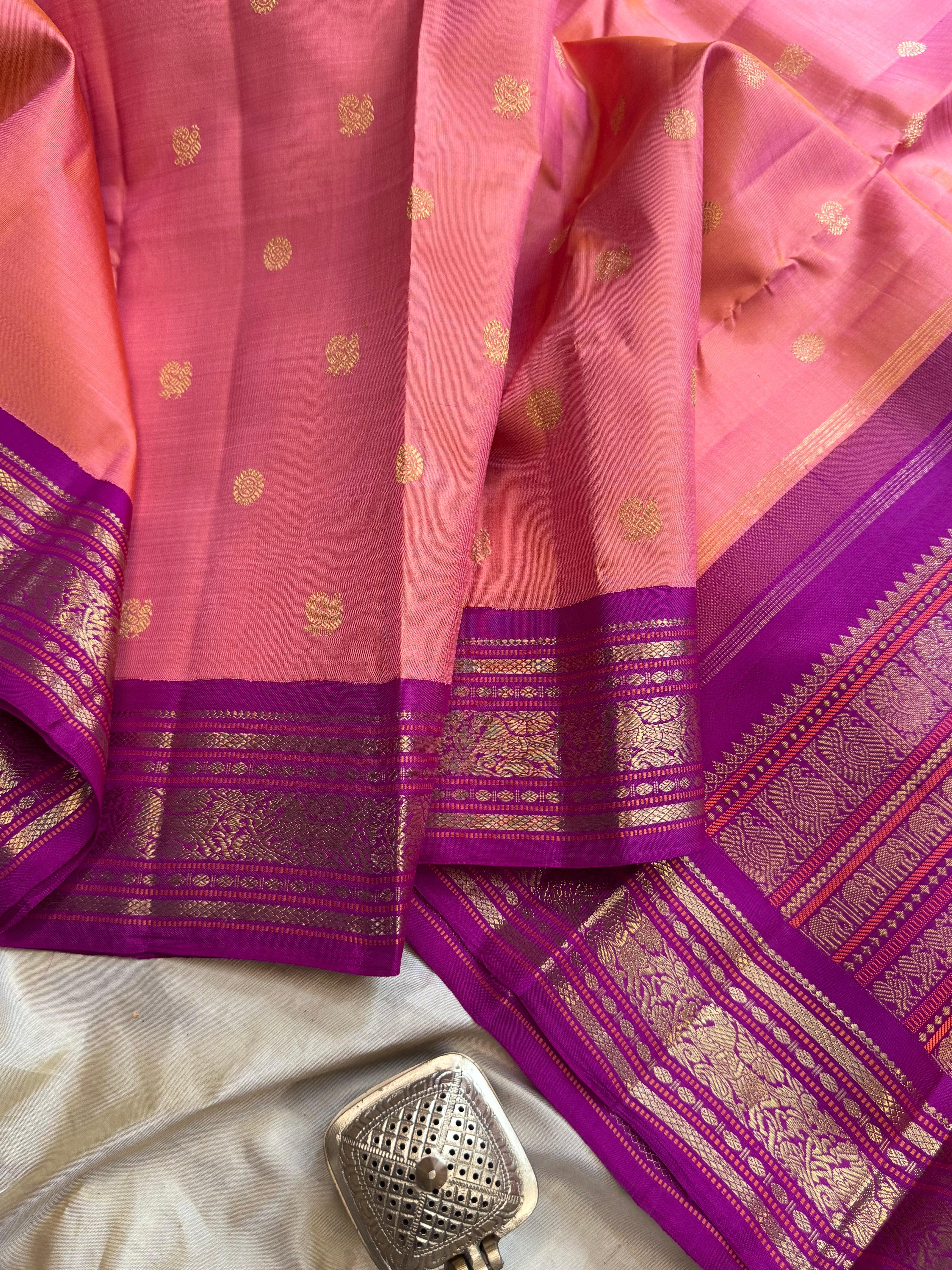 Kanagambaram Korvai  / Kanjipuram silk
