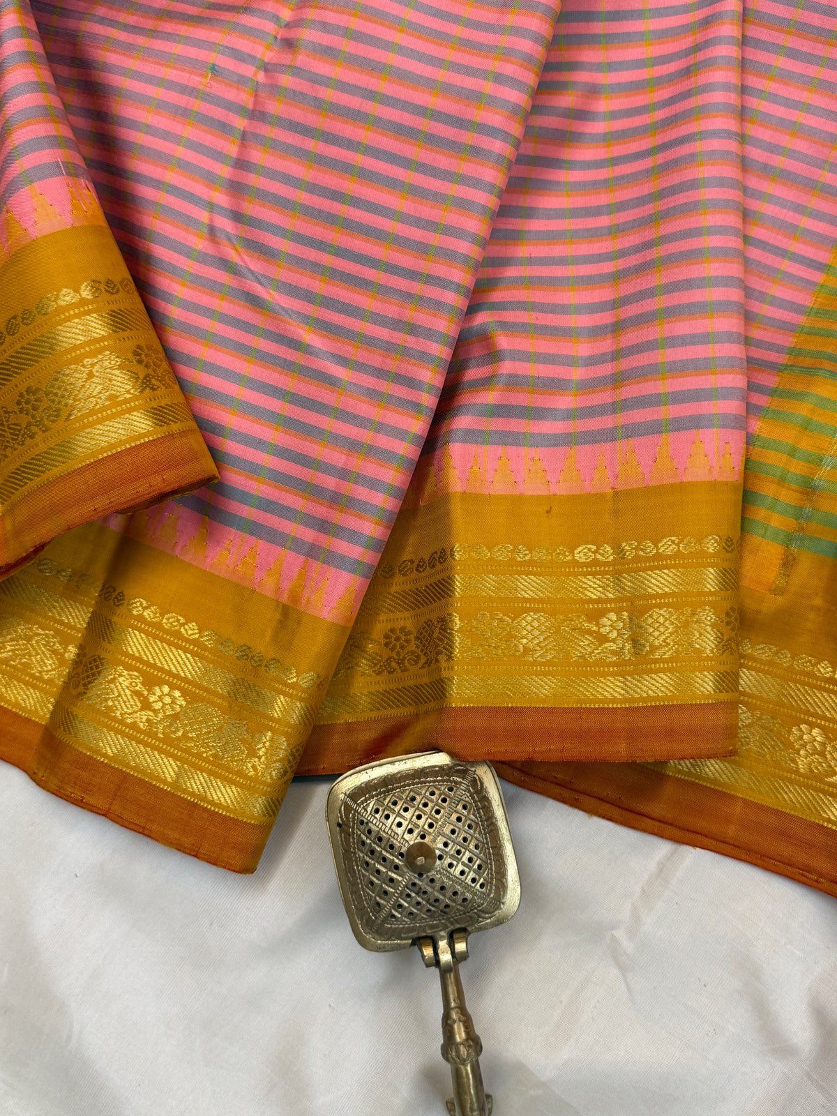 Gadwal silk Multi colour temple Korvai clsa 5638
