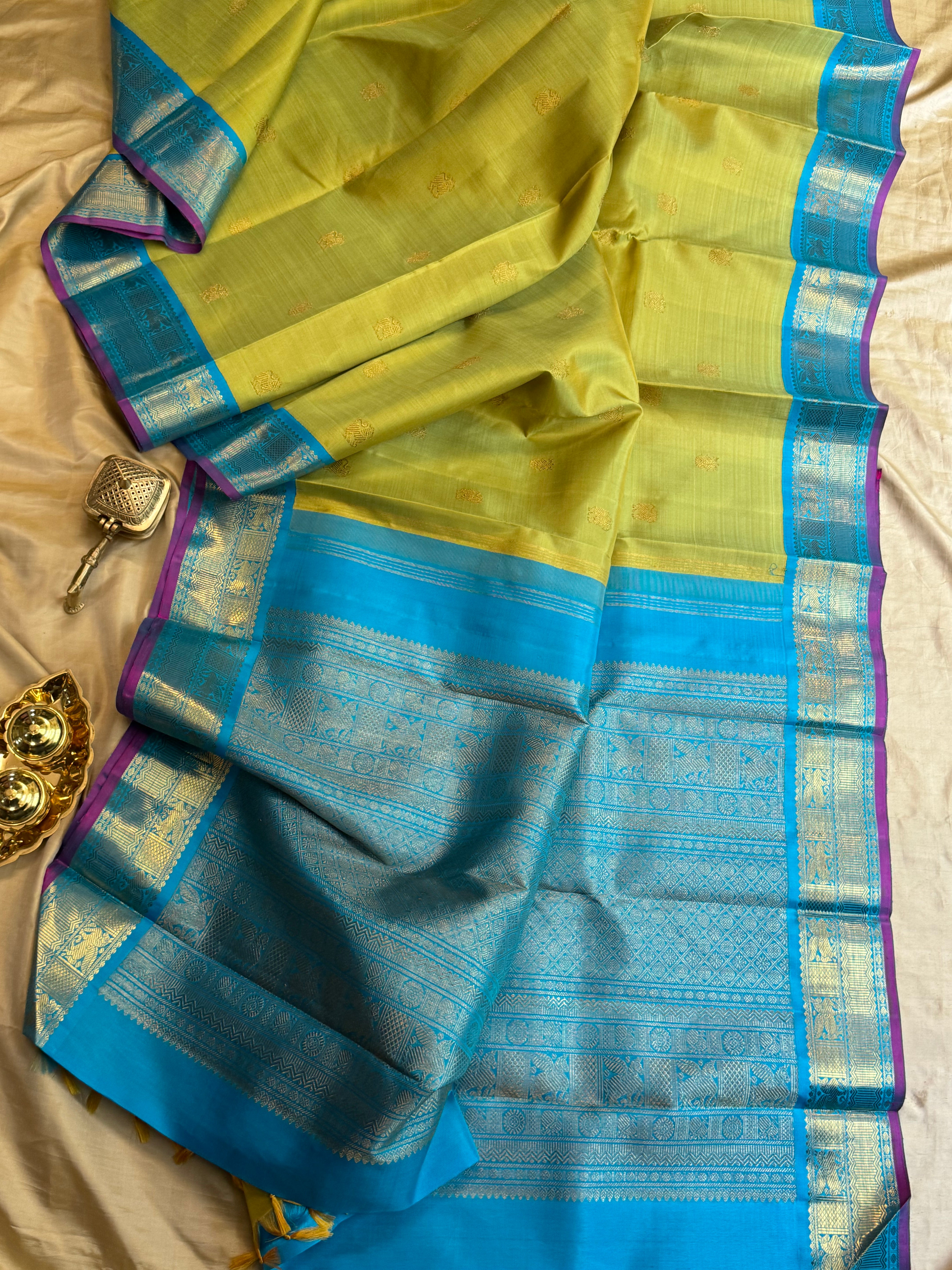 Sampangi Green korvai : kanjipuram silk