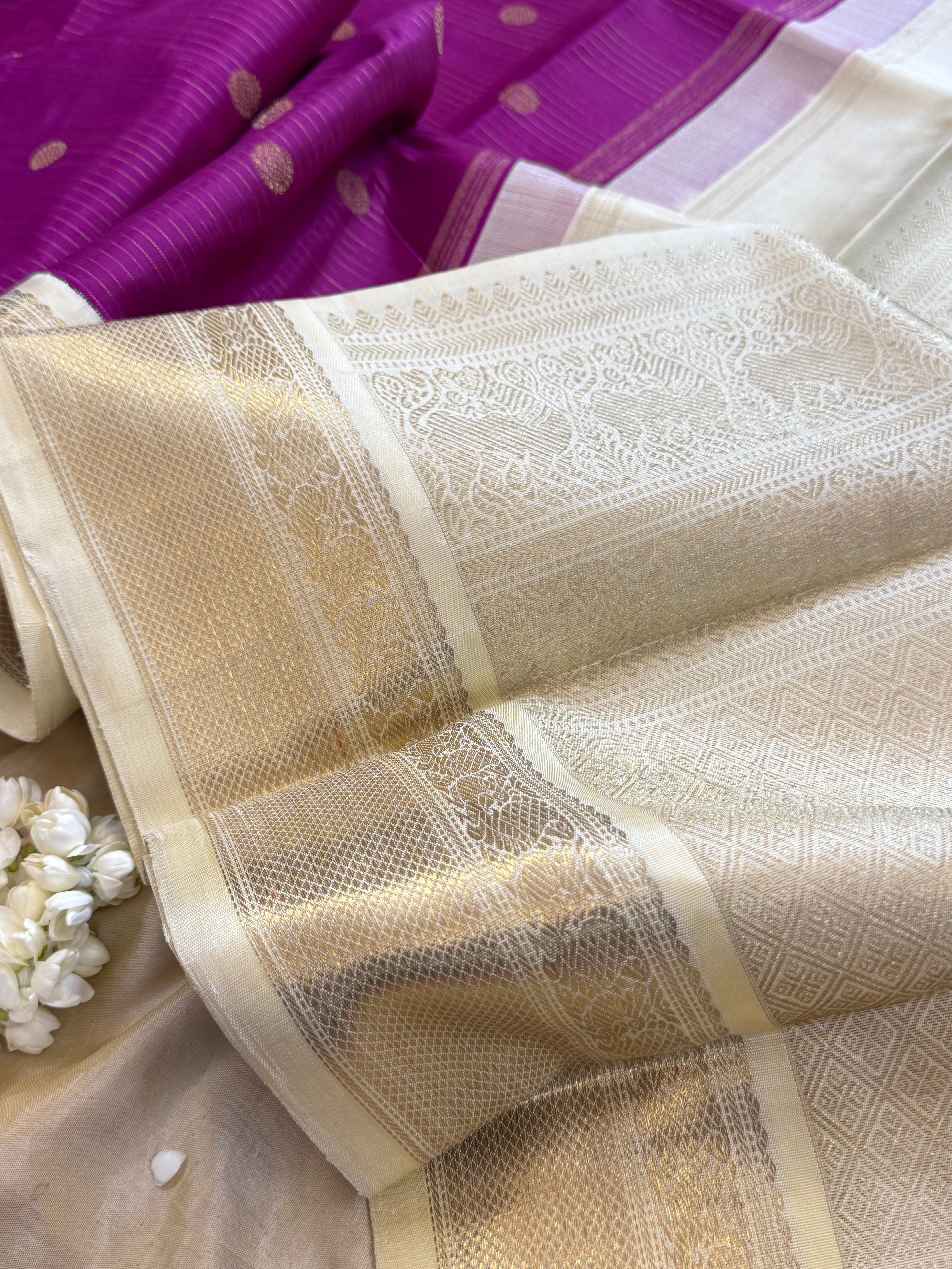Purple vairaoosi and white kai korvai/ kanjipuram silk
