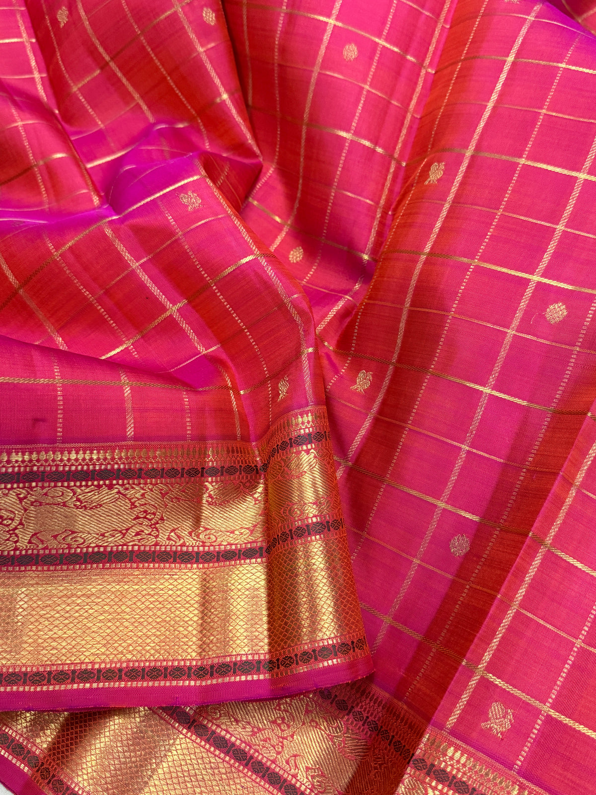 Peach pink with Pure Zari small Annam chakram Kattam butta /kanjipuram silk saree clsa 7739