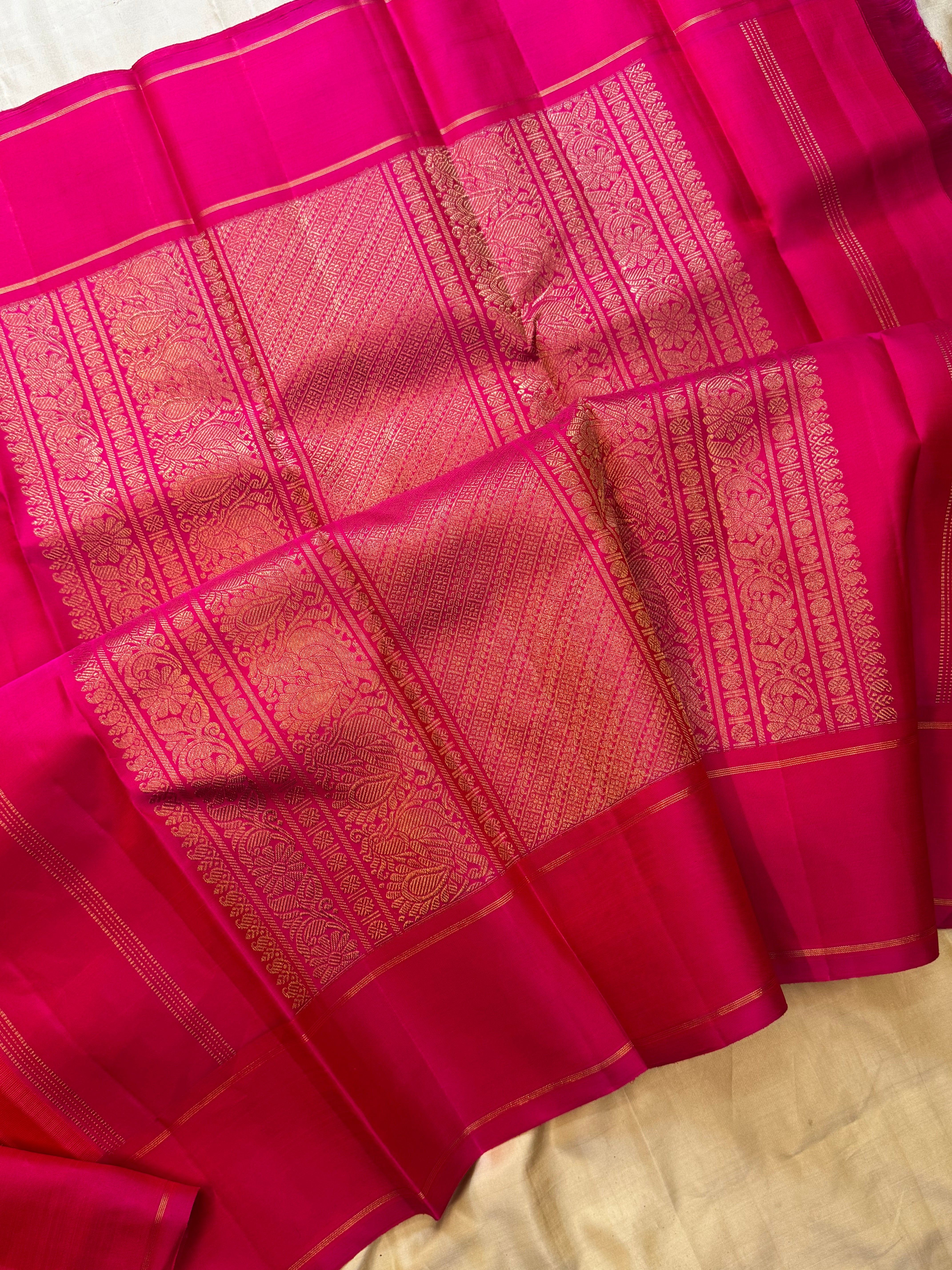 Orange pink annam chakram / simple kanjipuram silk