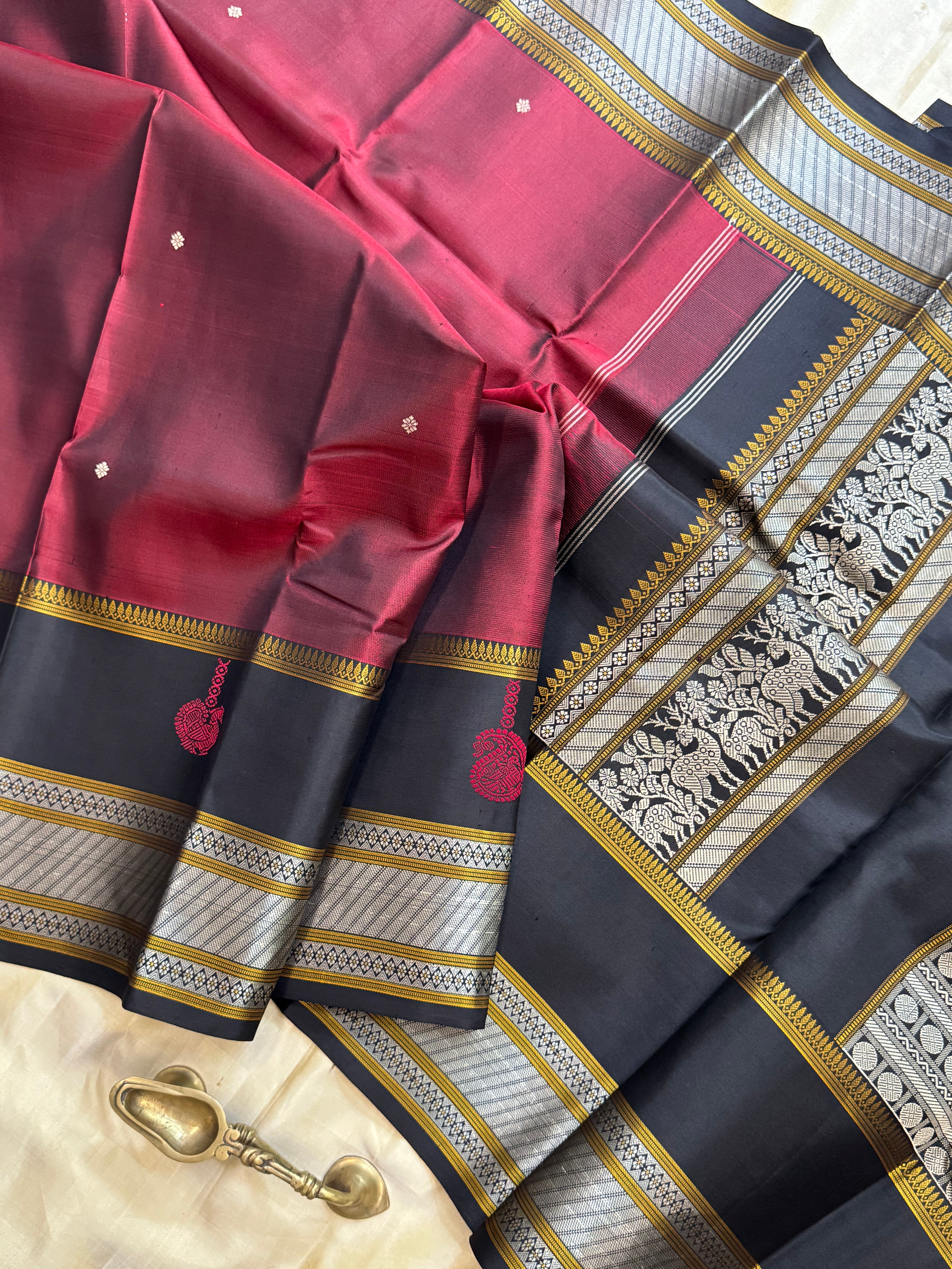 Black shot red beetu Butta/ special edition silk