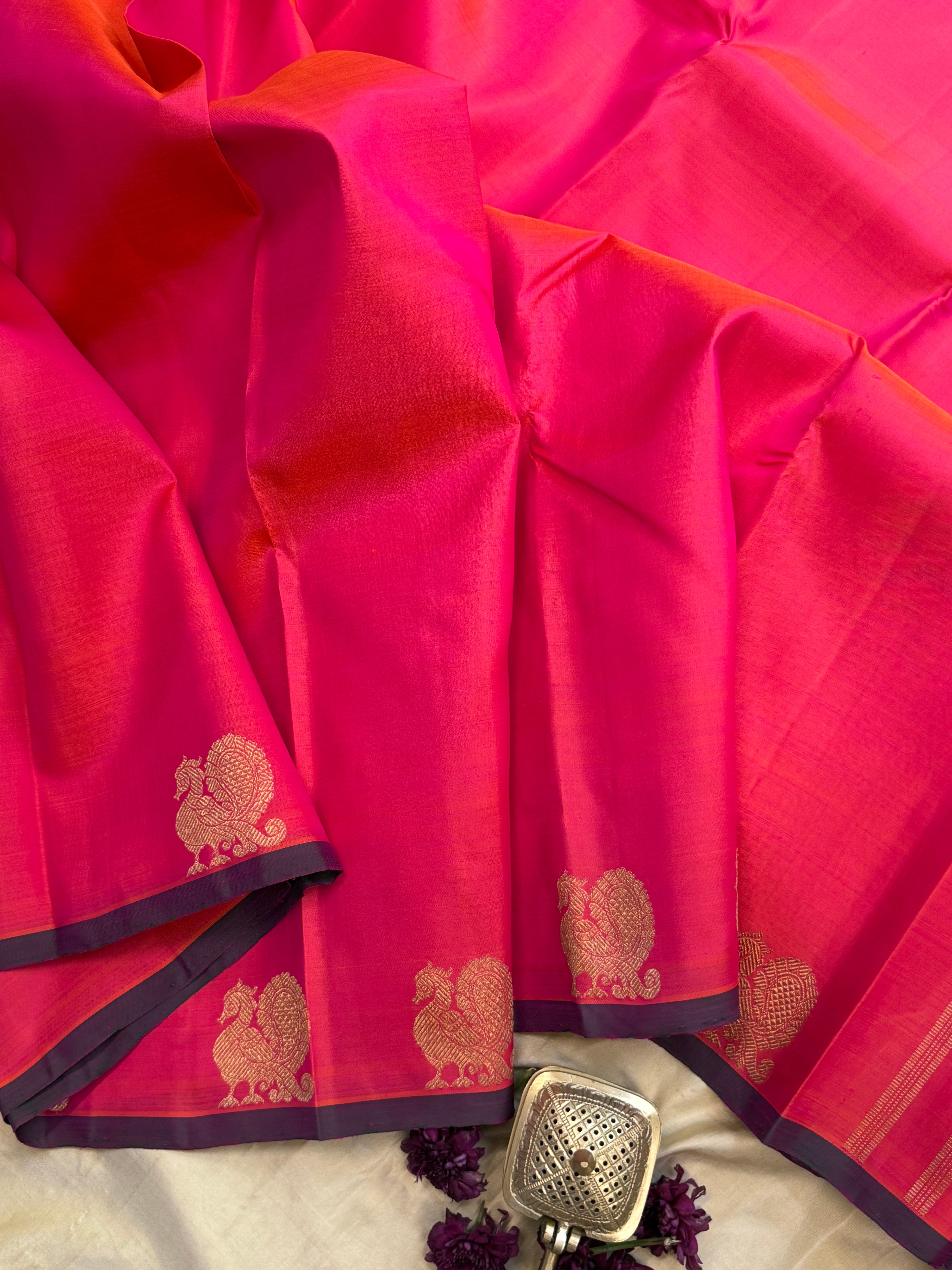 Kangambaram border annam butta borderless / Kanjipuram silk