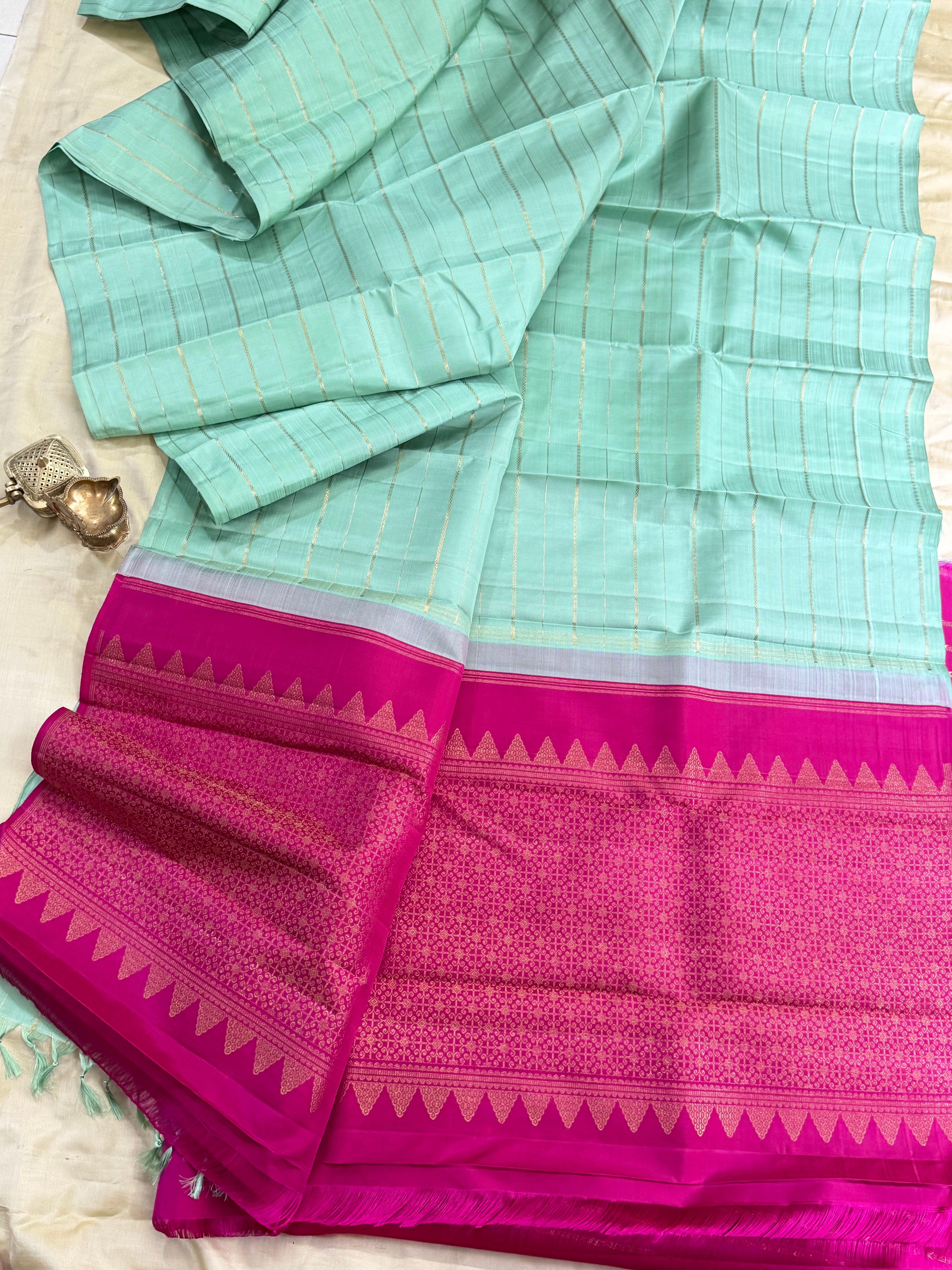 Elakai veldhari pure Zari Kanjipuram silk