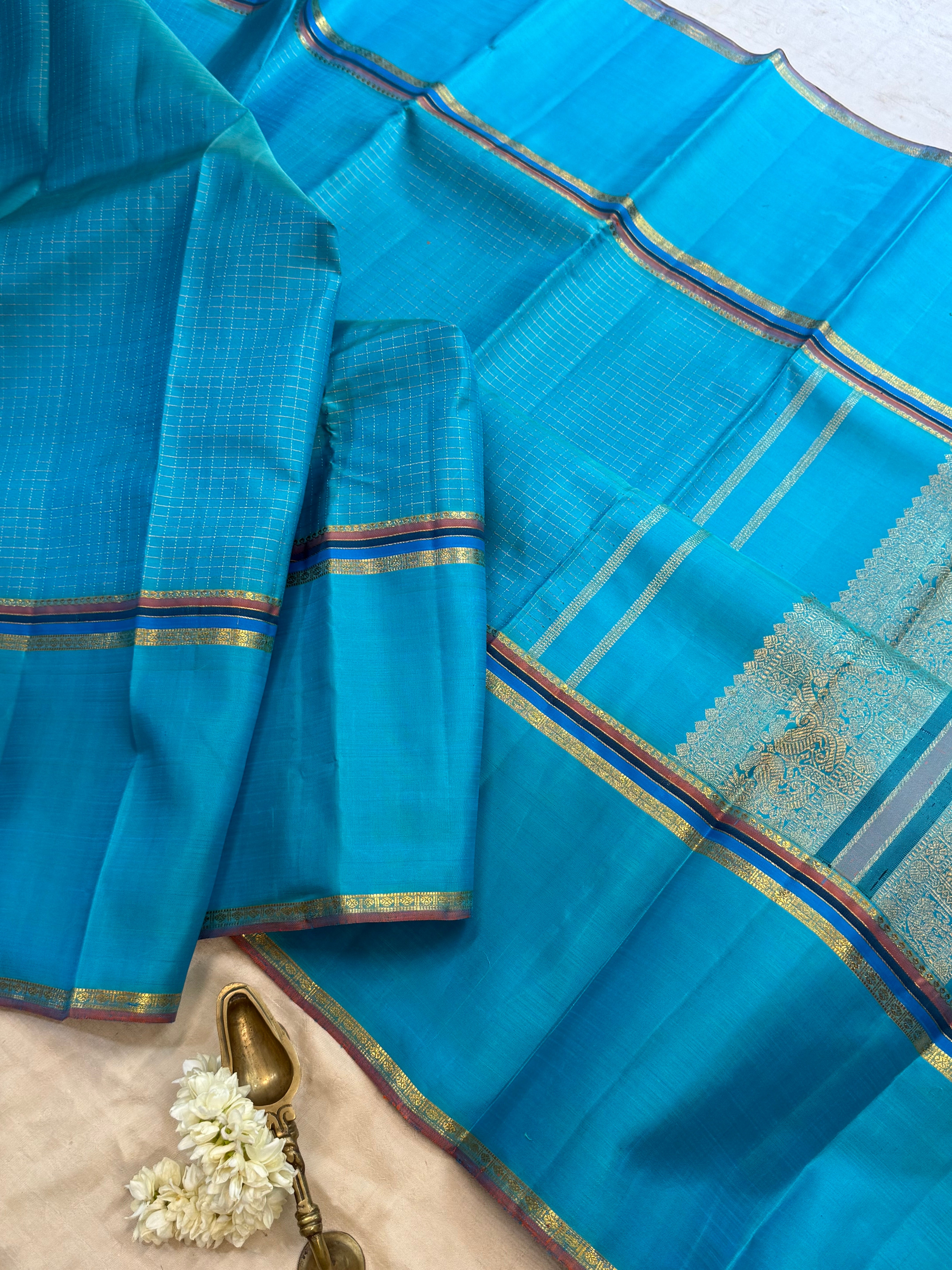 Vintage long border Zari Kattam / Kanjipuram silk