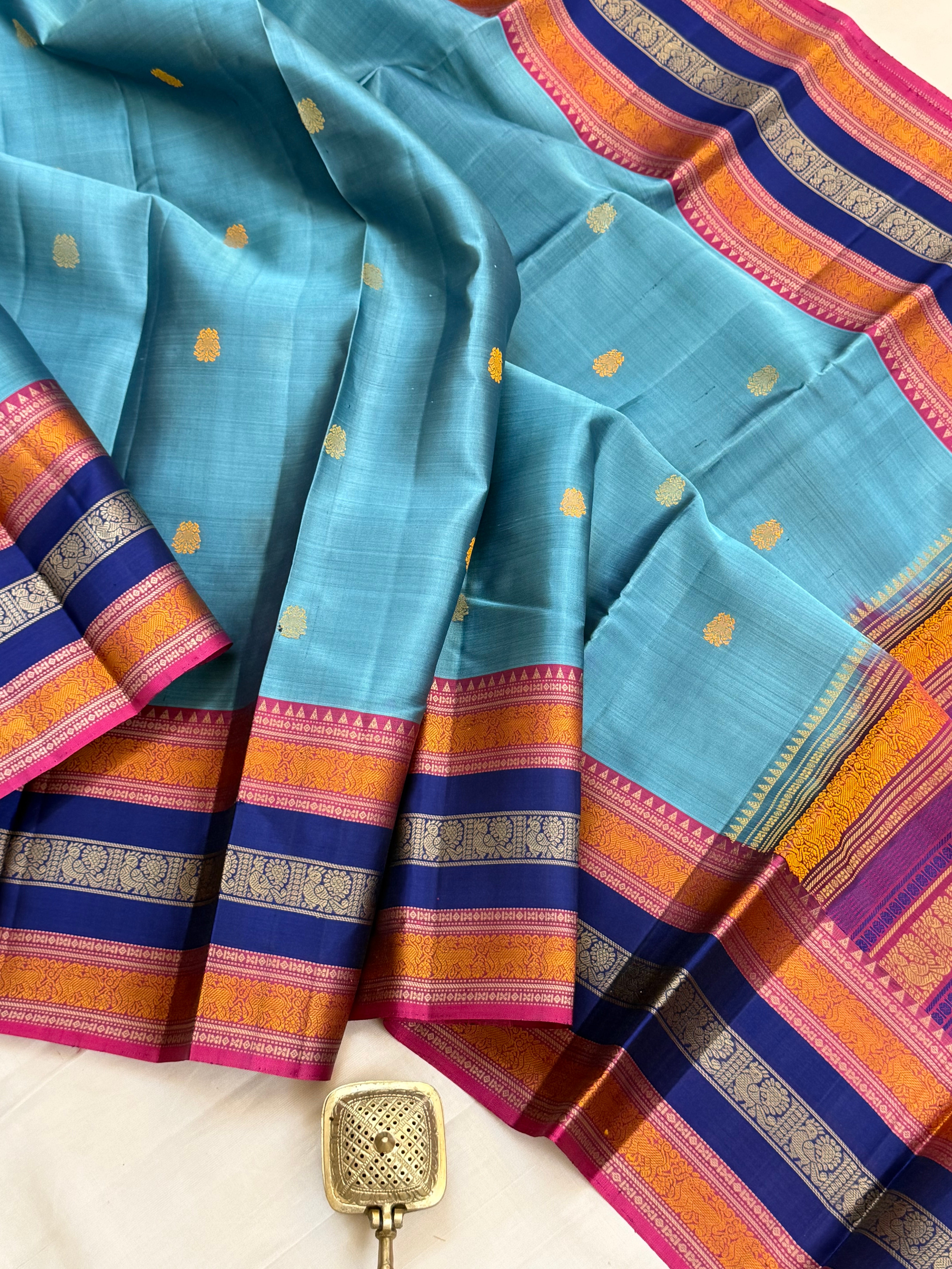 Mayilkazhuthu blue butta /Varnangal Thread work  CLSA11266