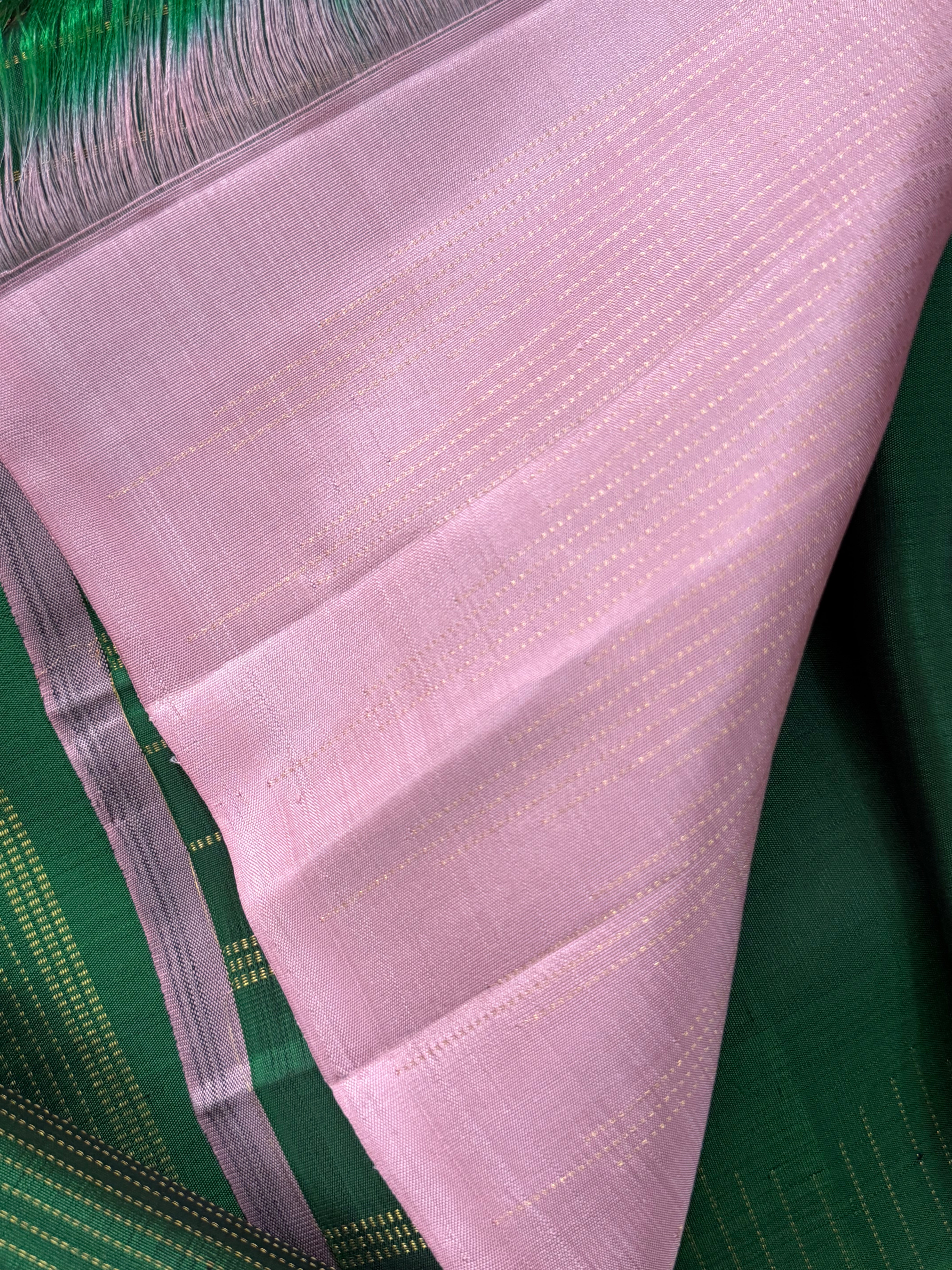 DARK GREEN BODY RISING ZARI LINE/KANJIPURAM SILK SAREE CLSA9801