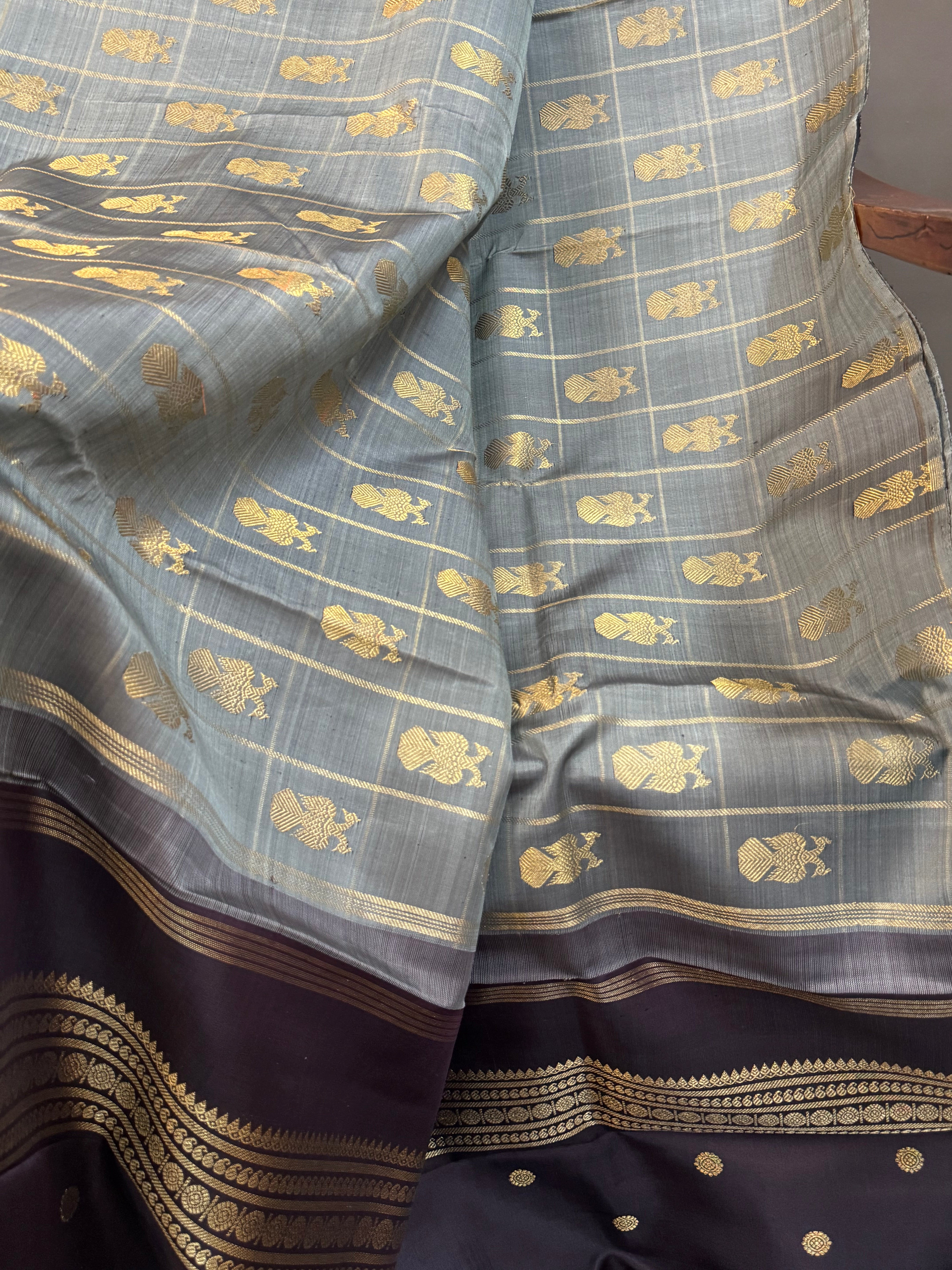 Kattam irutalaipakshi borderless pure kanjipuram silk saree