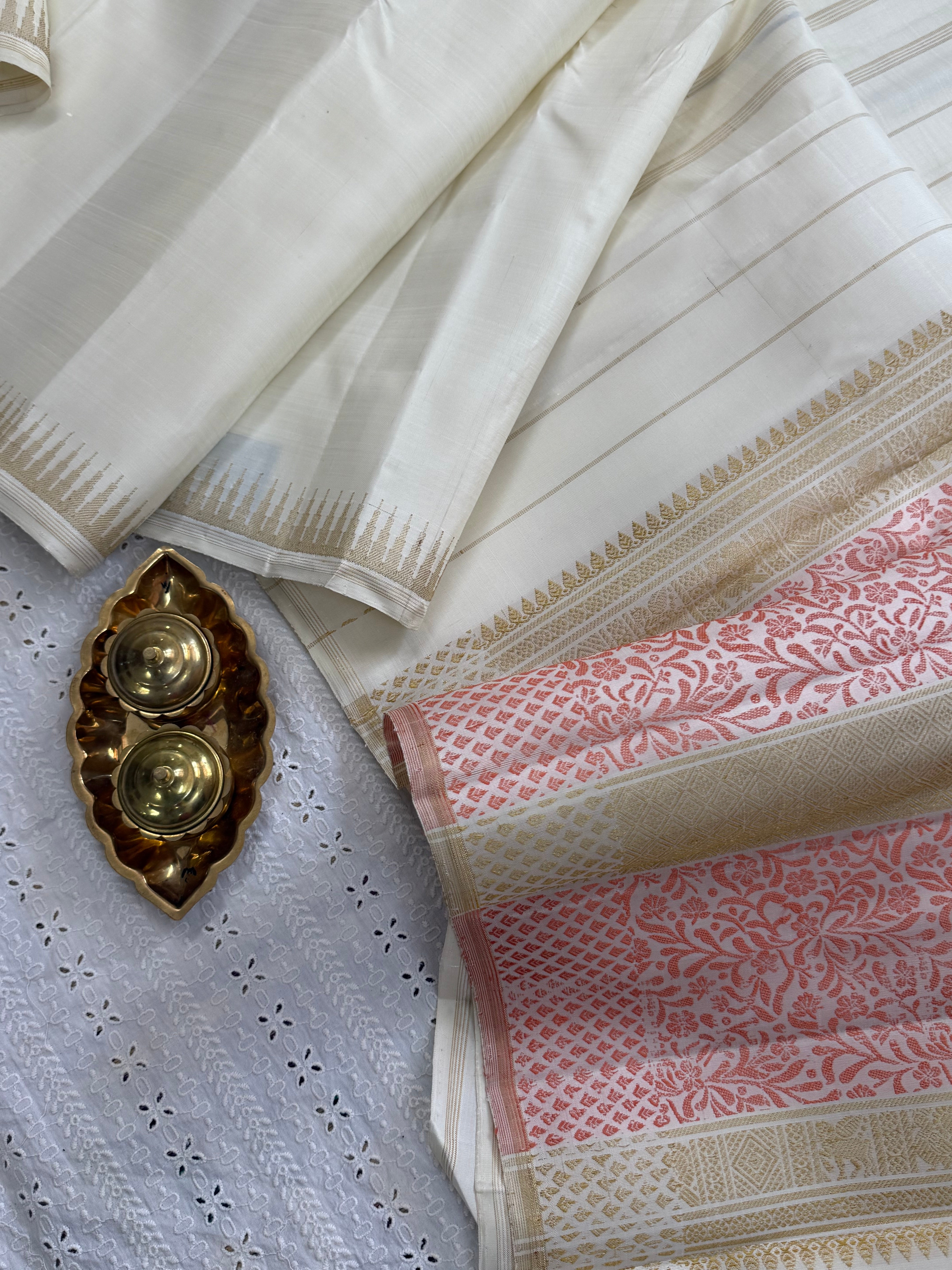 Offwhite small temple border Unique pallu/ Kanjipuram Silk CL10142