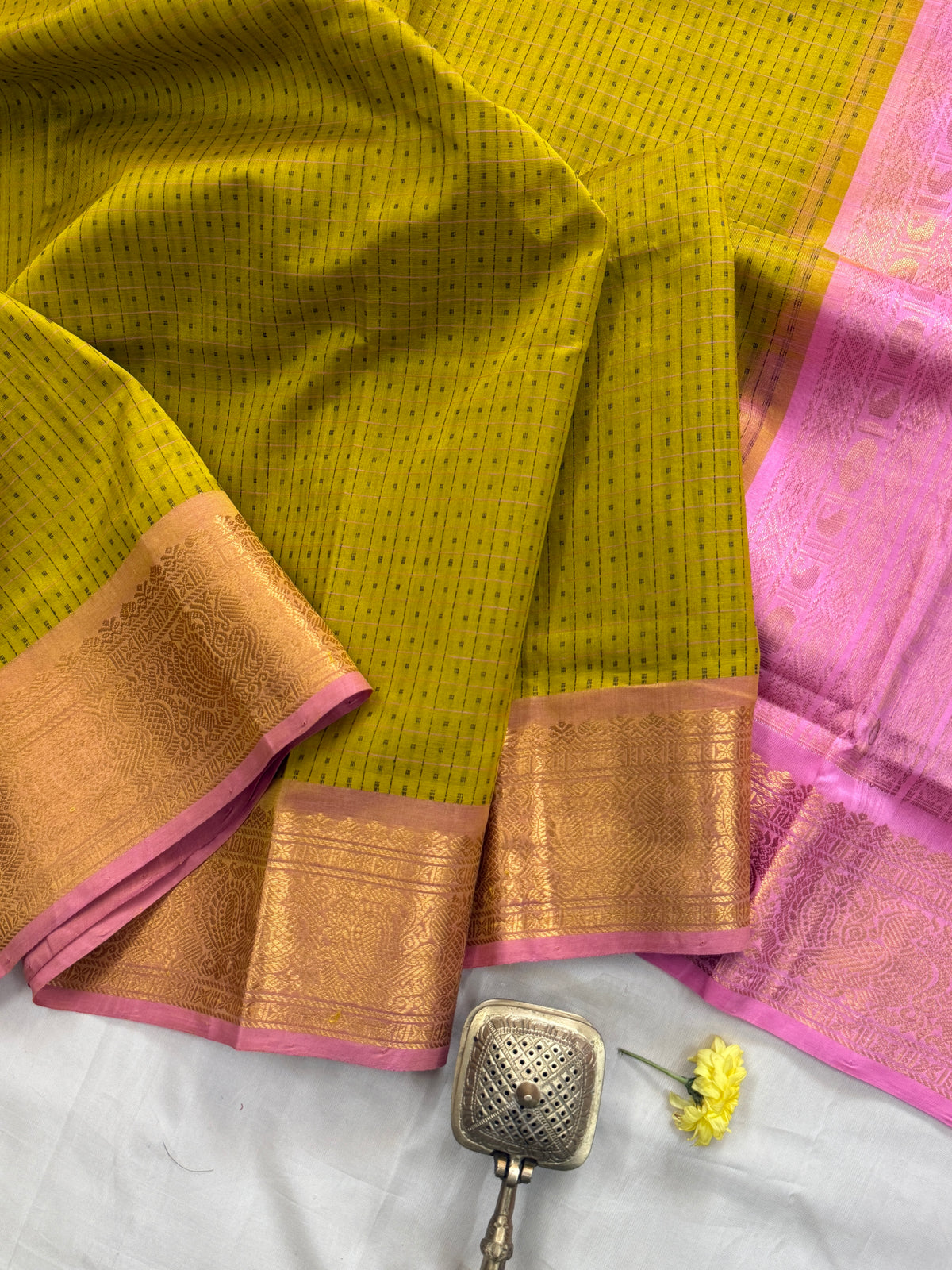 Sampanga with pink lakshambutta/ Silk Cotton Saree CLSA10417