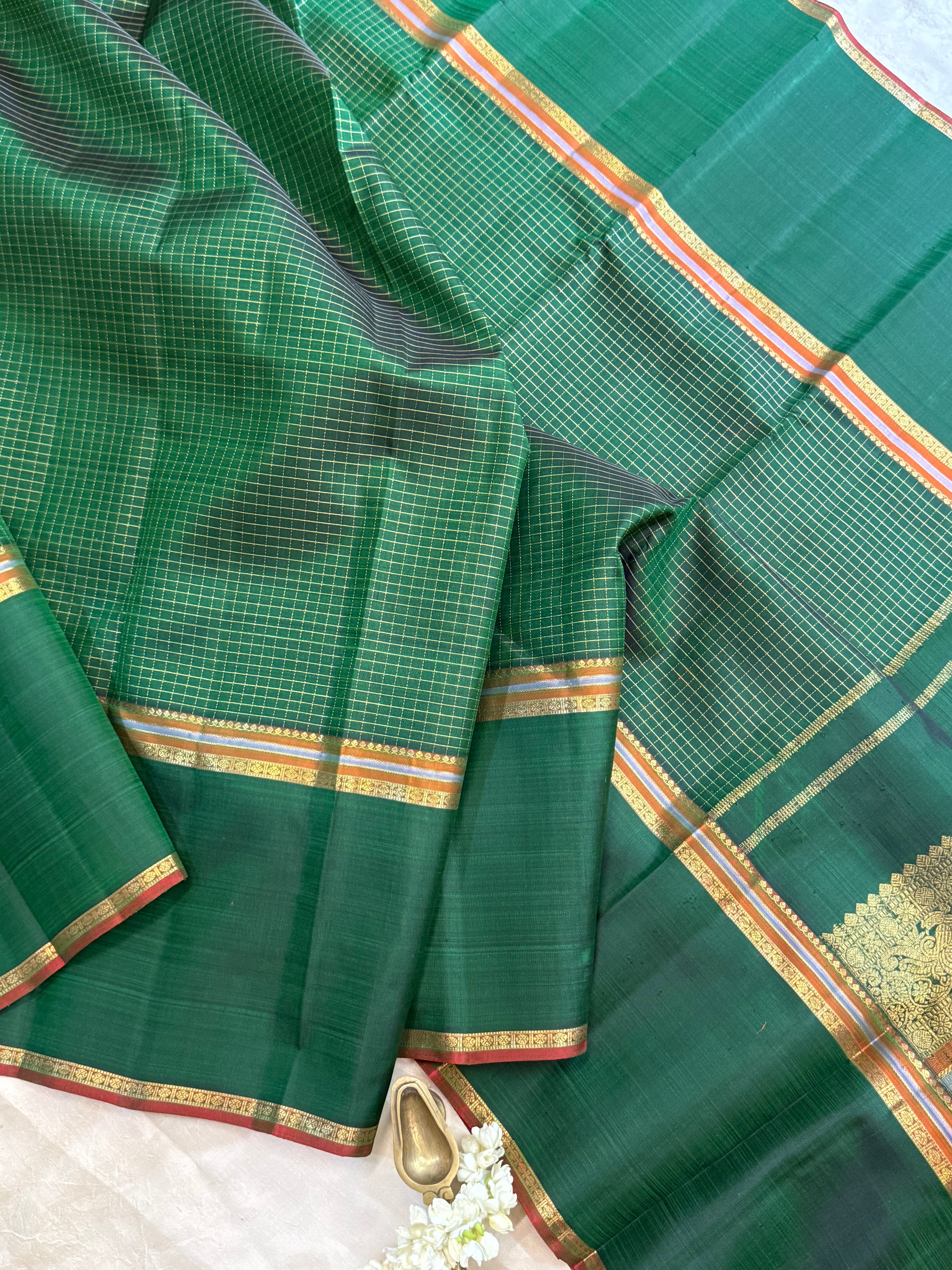 Vintage long border Zari Kattam / Kanjipuram silk