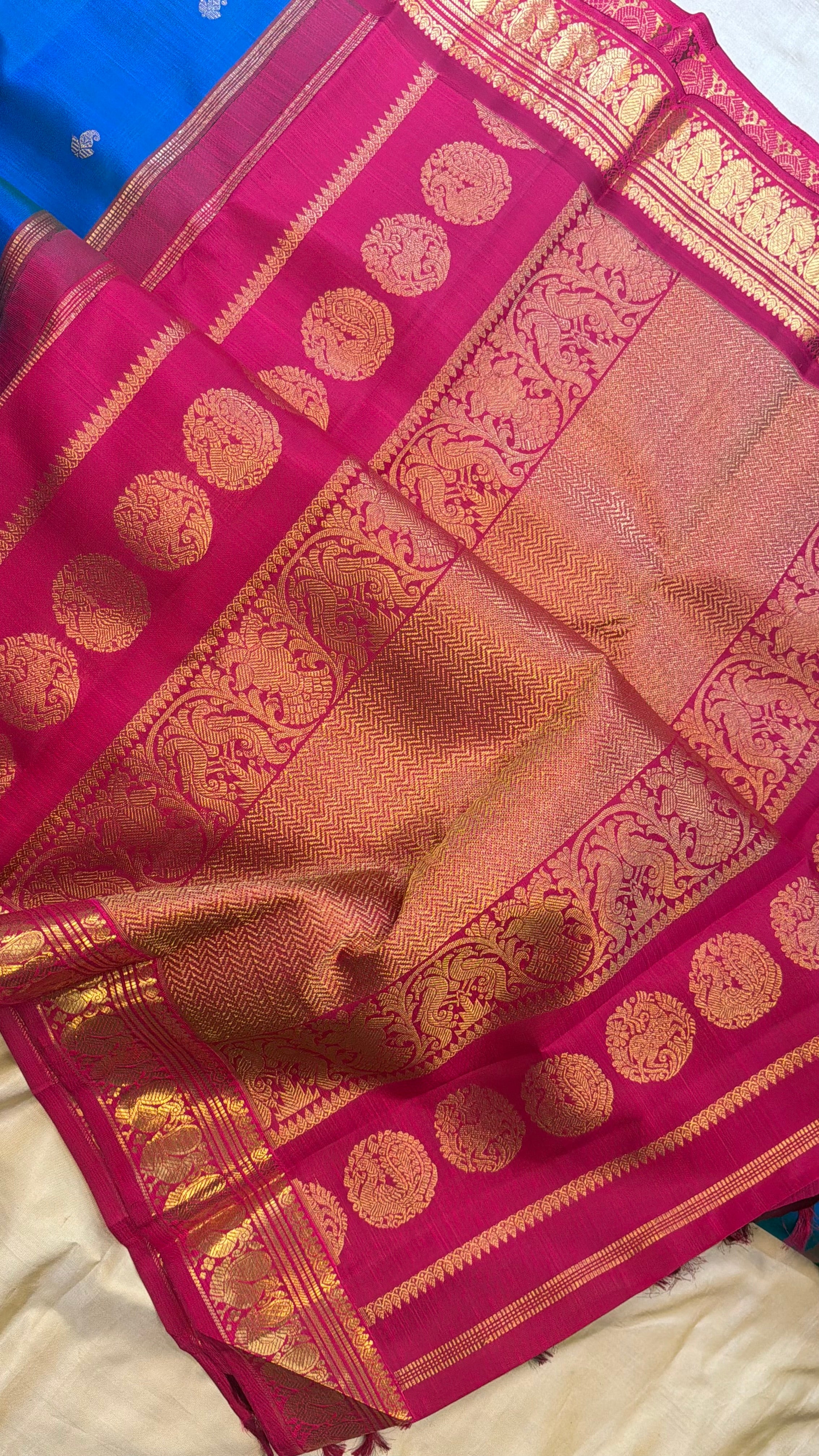 Mayilkazhuthu vintage Korvai / Kanjipuram silk