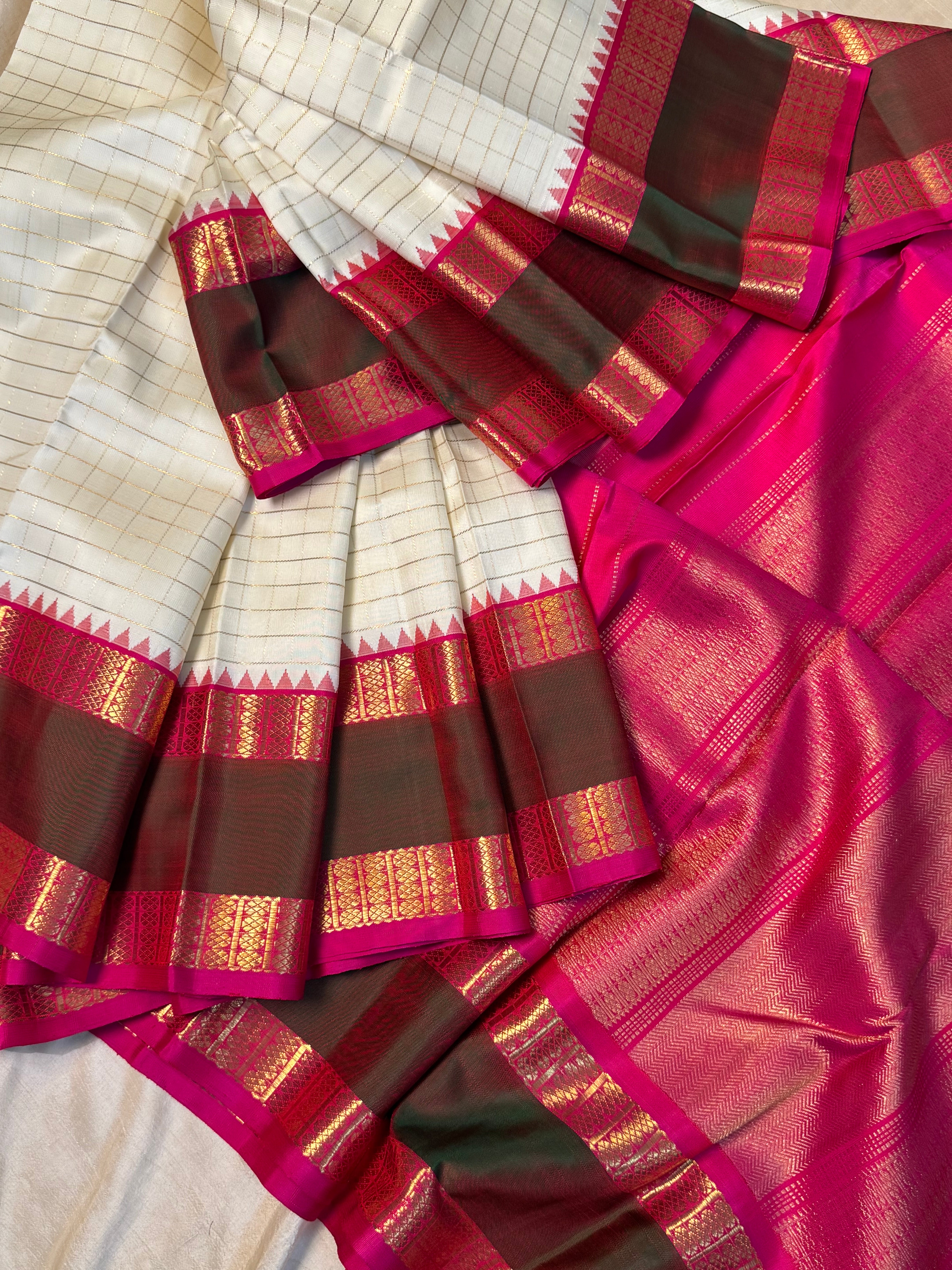 White Kattam Korvai / Kanjipuram silk