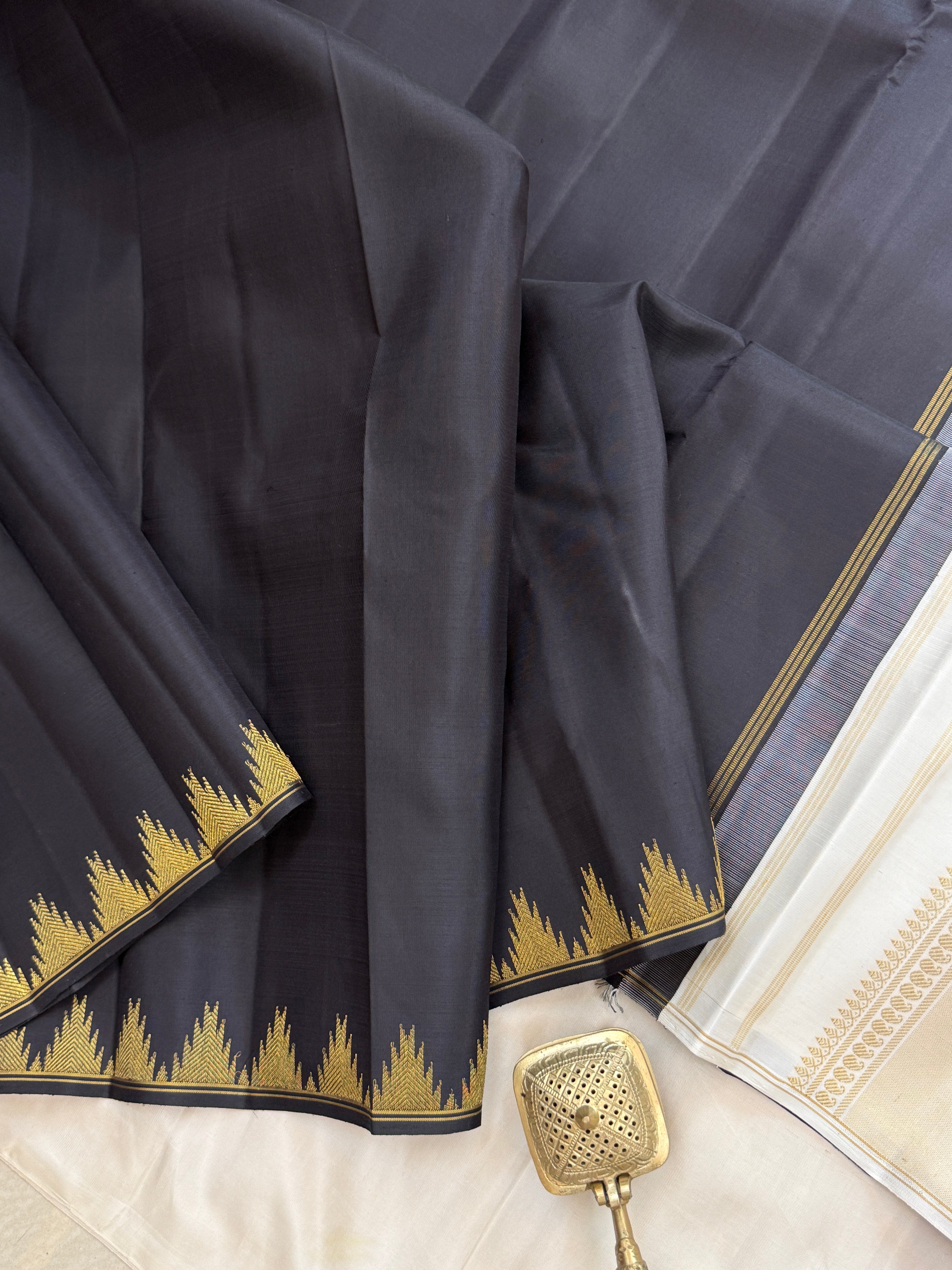 8 Kol / Kanjipuram silk saree clsa 11215