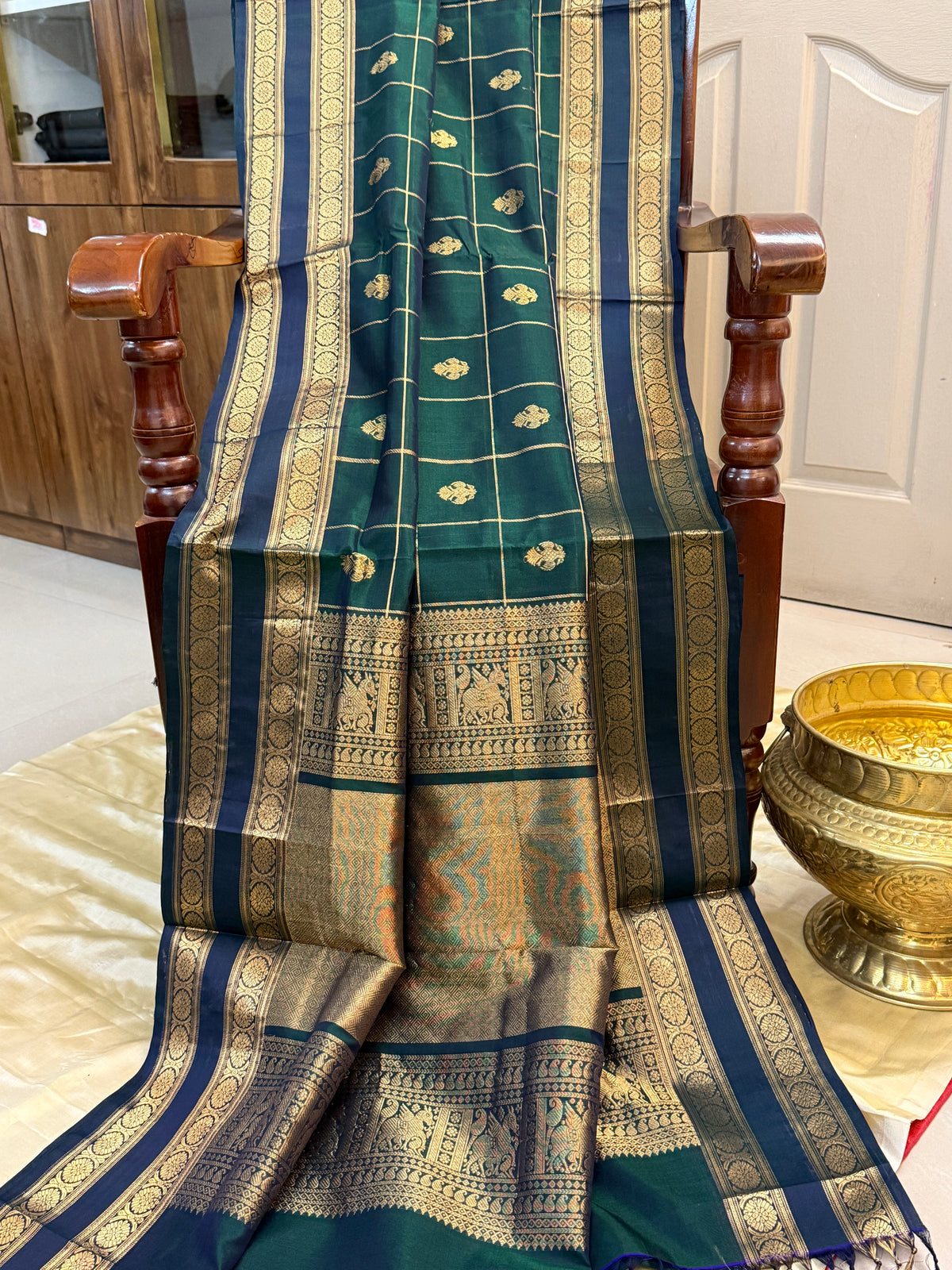 Premium silk cotton irutalaipakshi butta with kattam/ clsa 12389