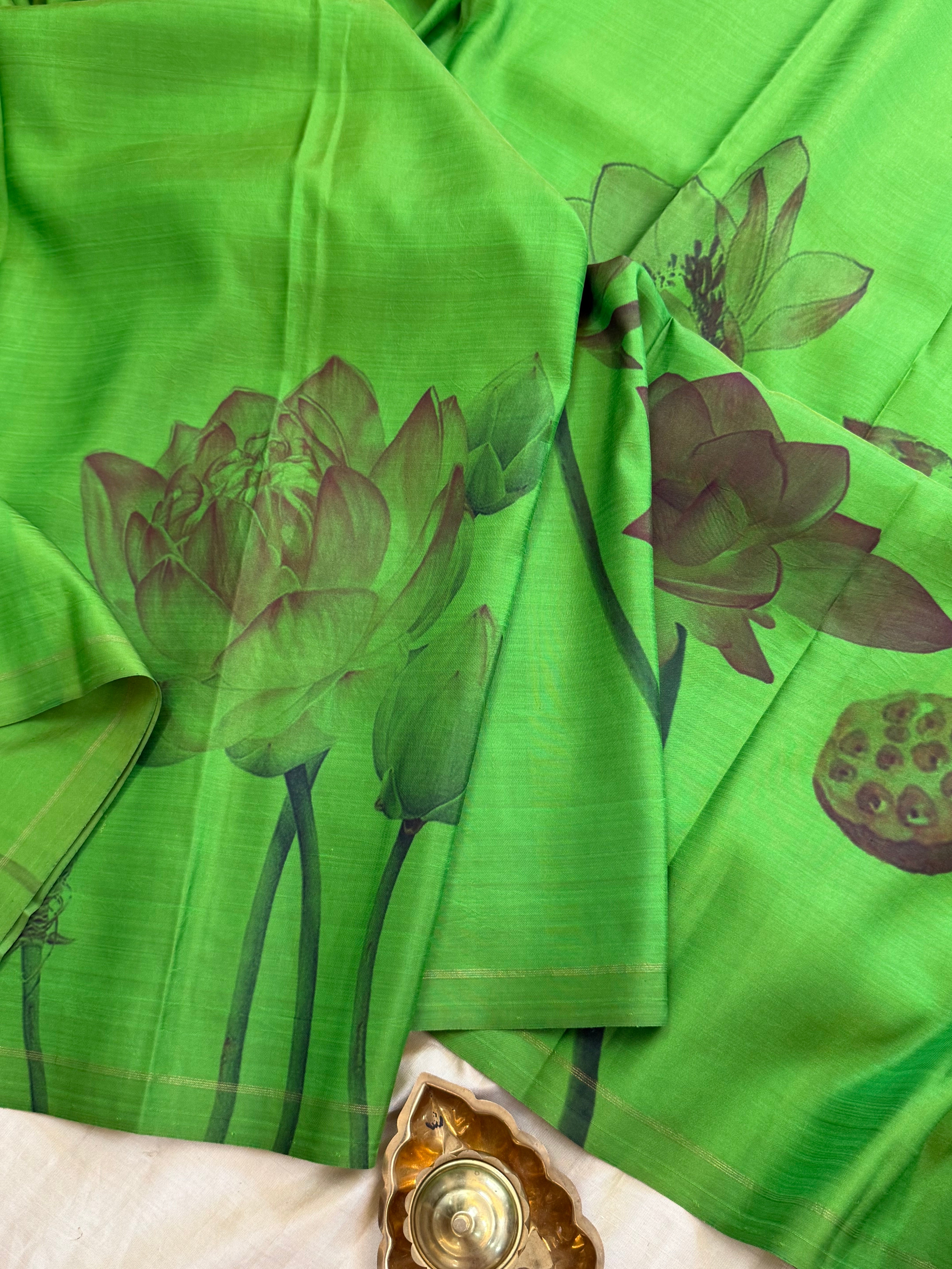 FLORAL DIGITAL PRINTED PURE ZARI / KANJIPURAM SILK SAREE CLSA 10813