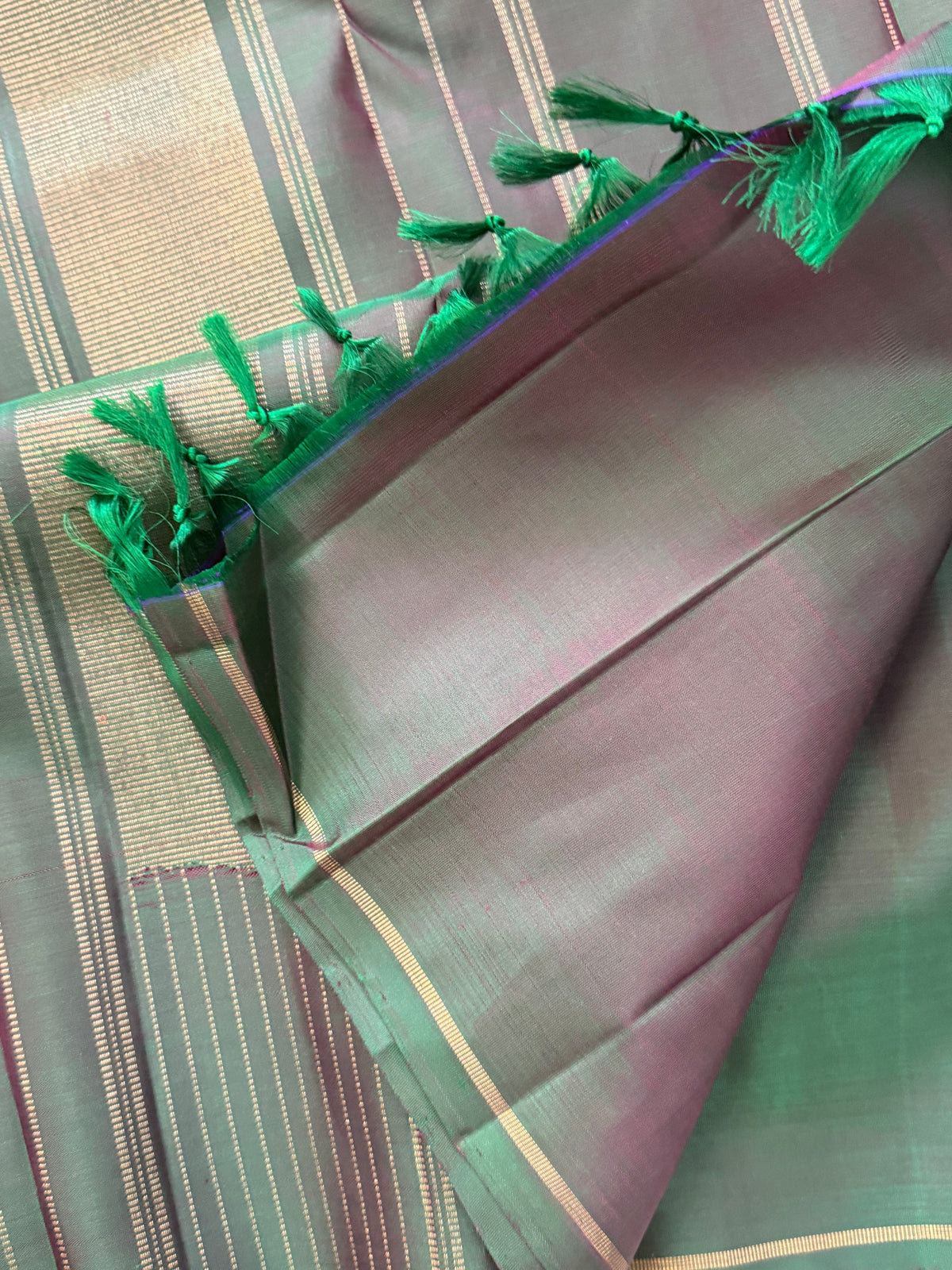 Colours of Navarathri green malli Butta  / pure Kanjipuram silk