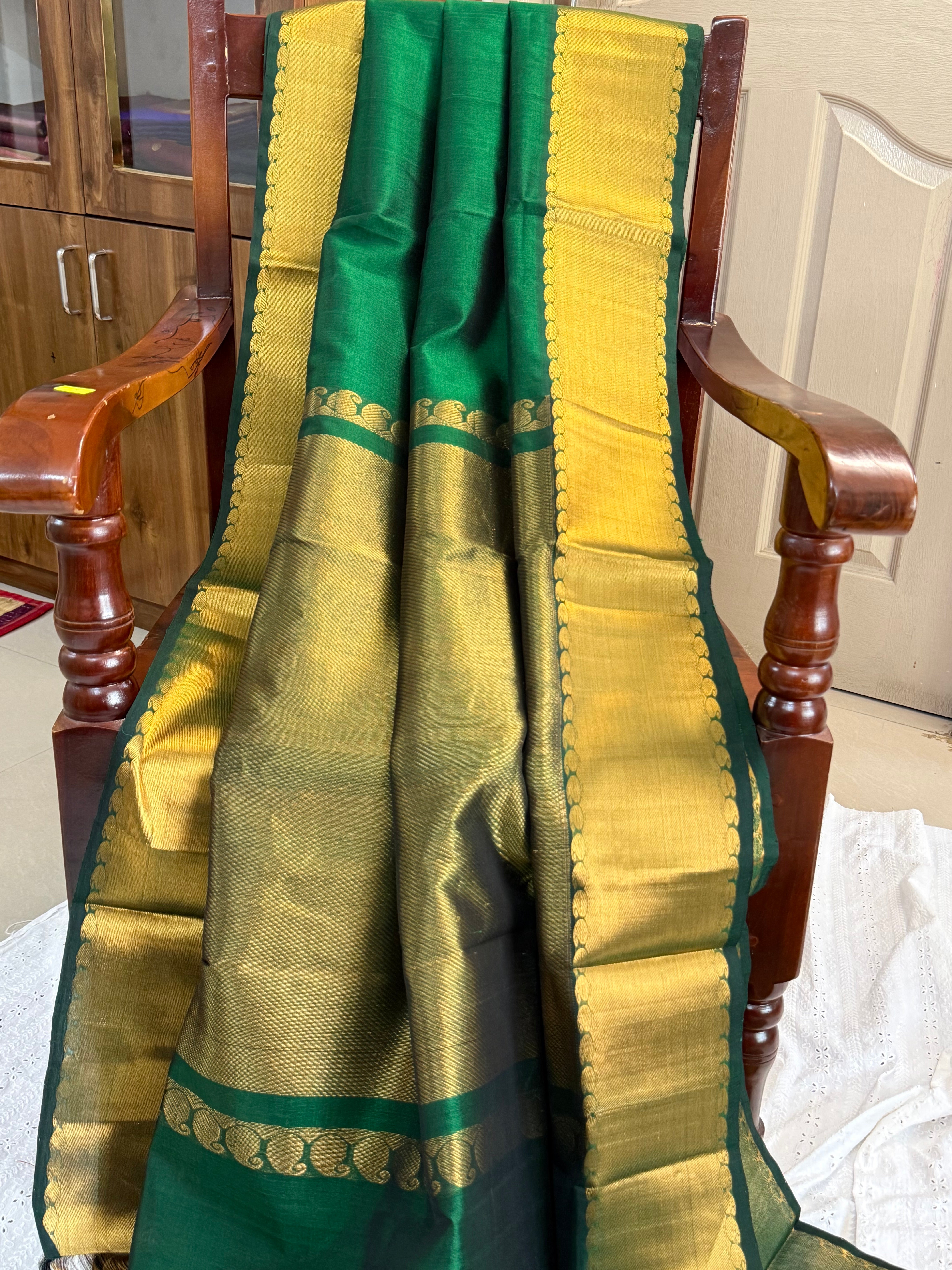 Bottle green bavanji border / Silk Cotton