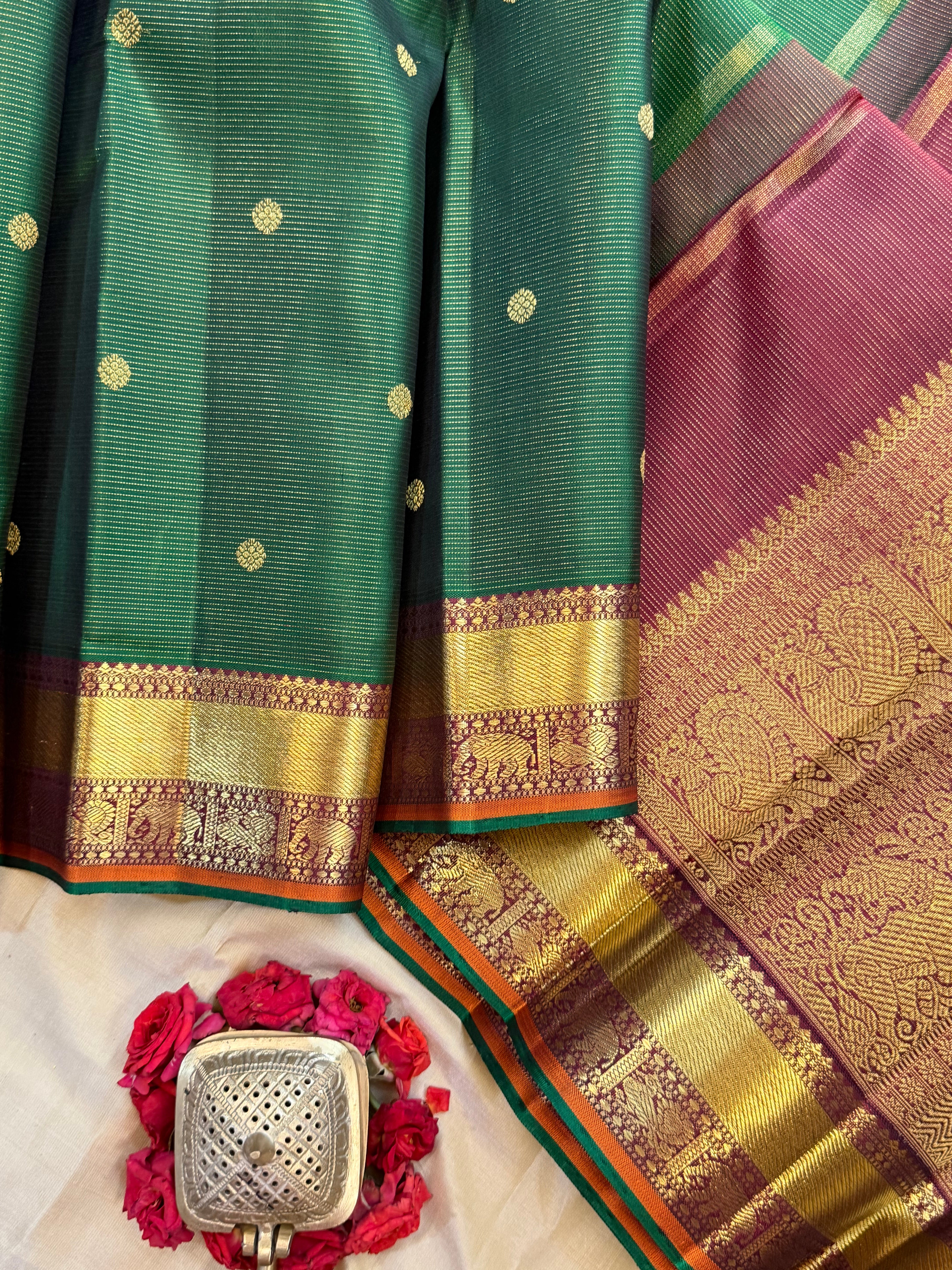 Dark green Vairaoosi / pure Zari Kanjipuram silk