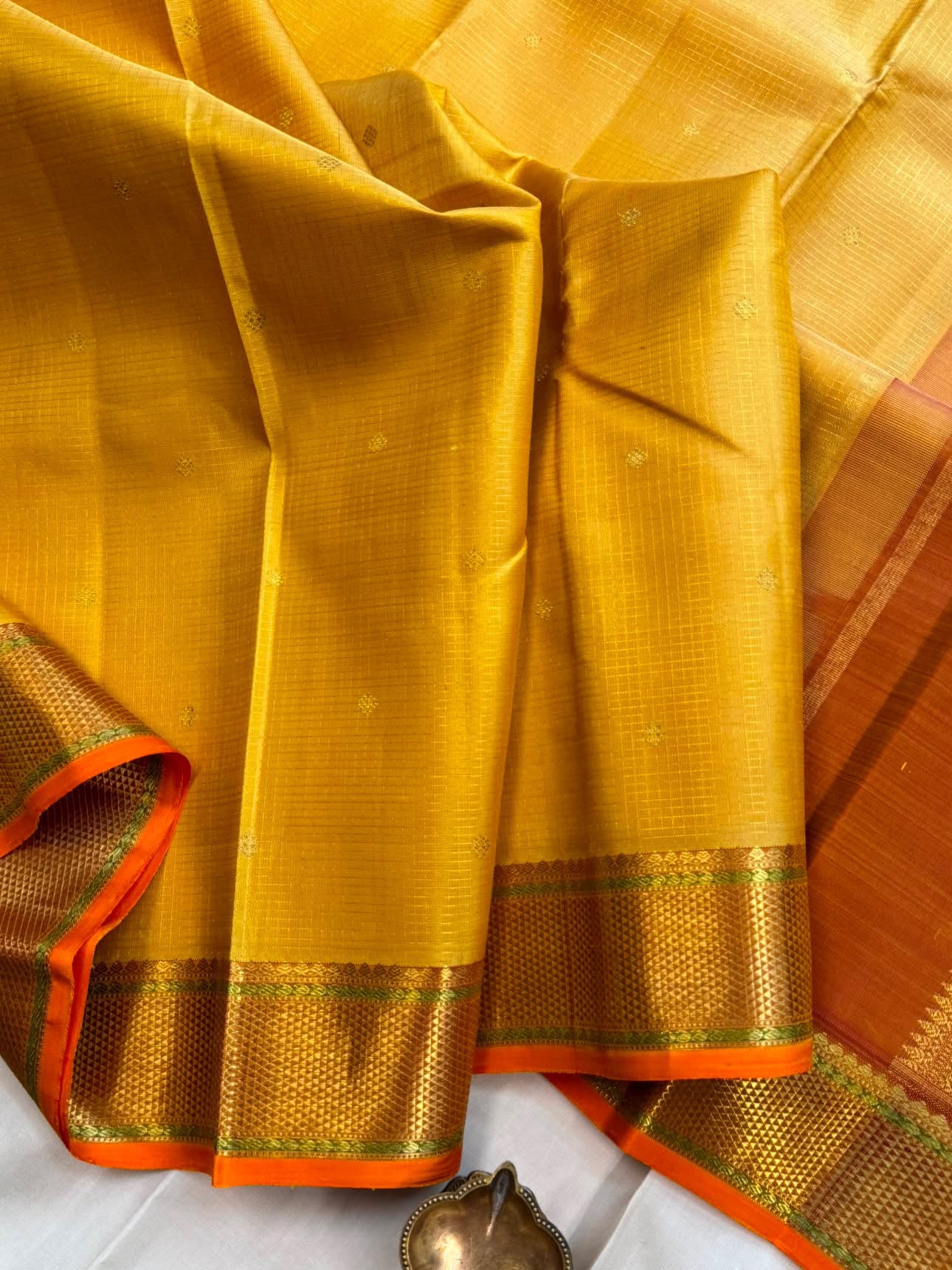 Golden yellow pure Zari Kattam / kanjipuram silk saree CLSA 10356
