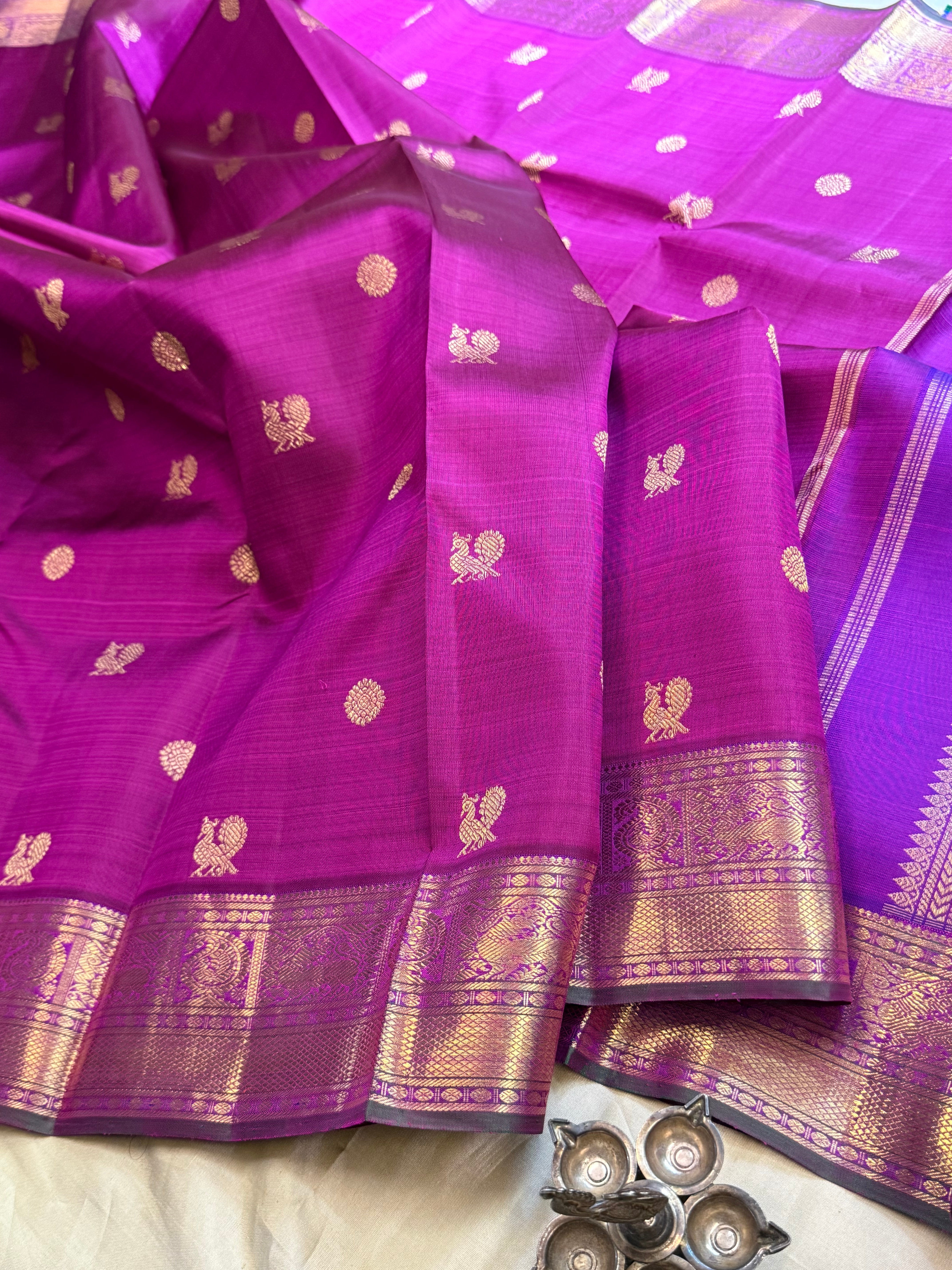 Magenta pink and purple / Kanjipuram silk