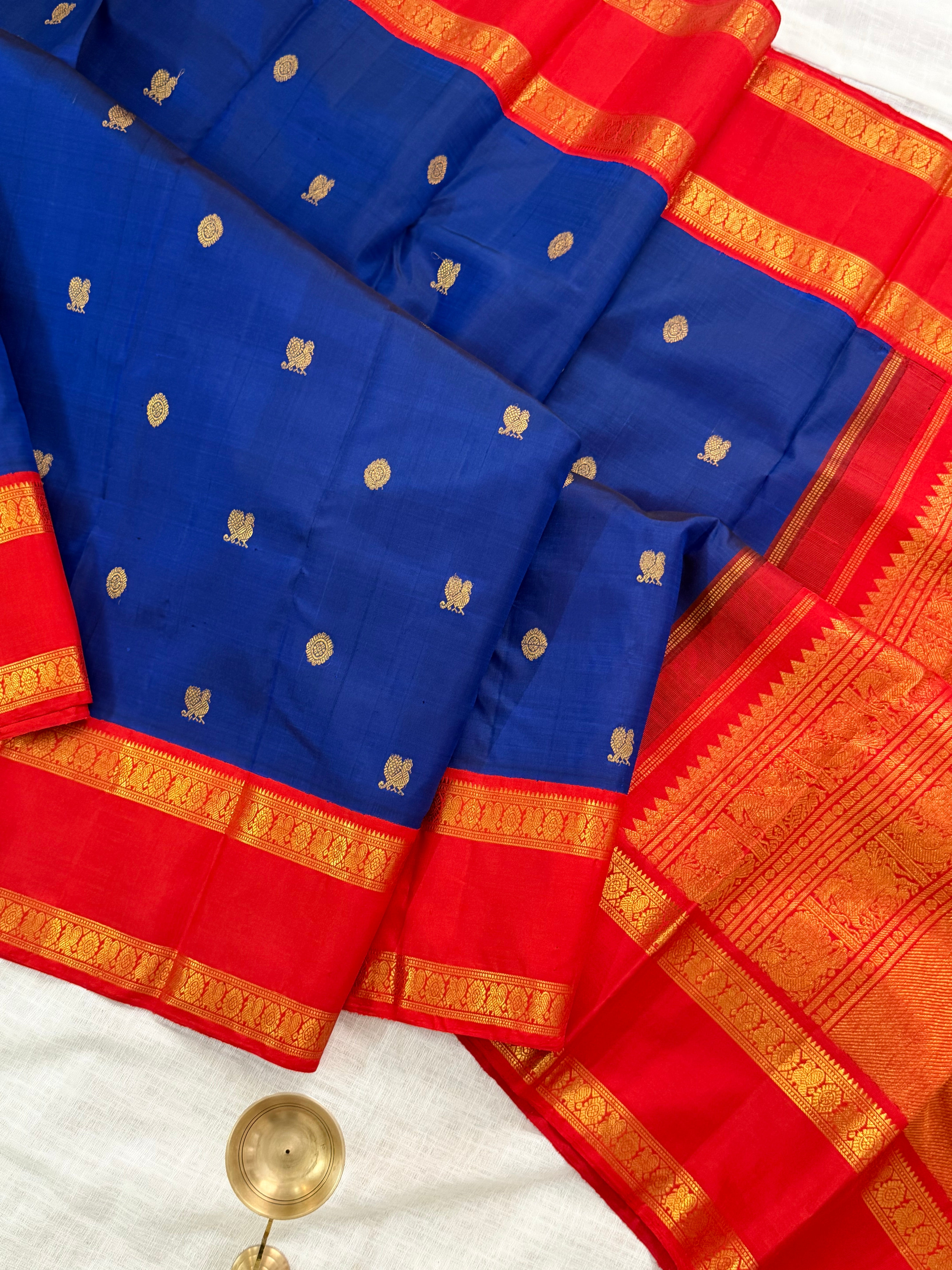 Ms blue  Korvai retta pet   / Arani silk