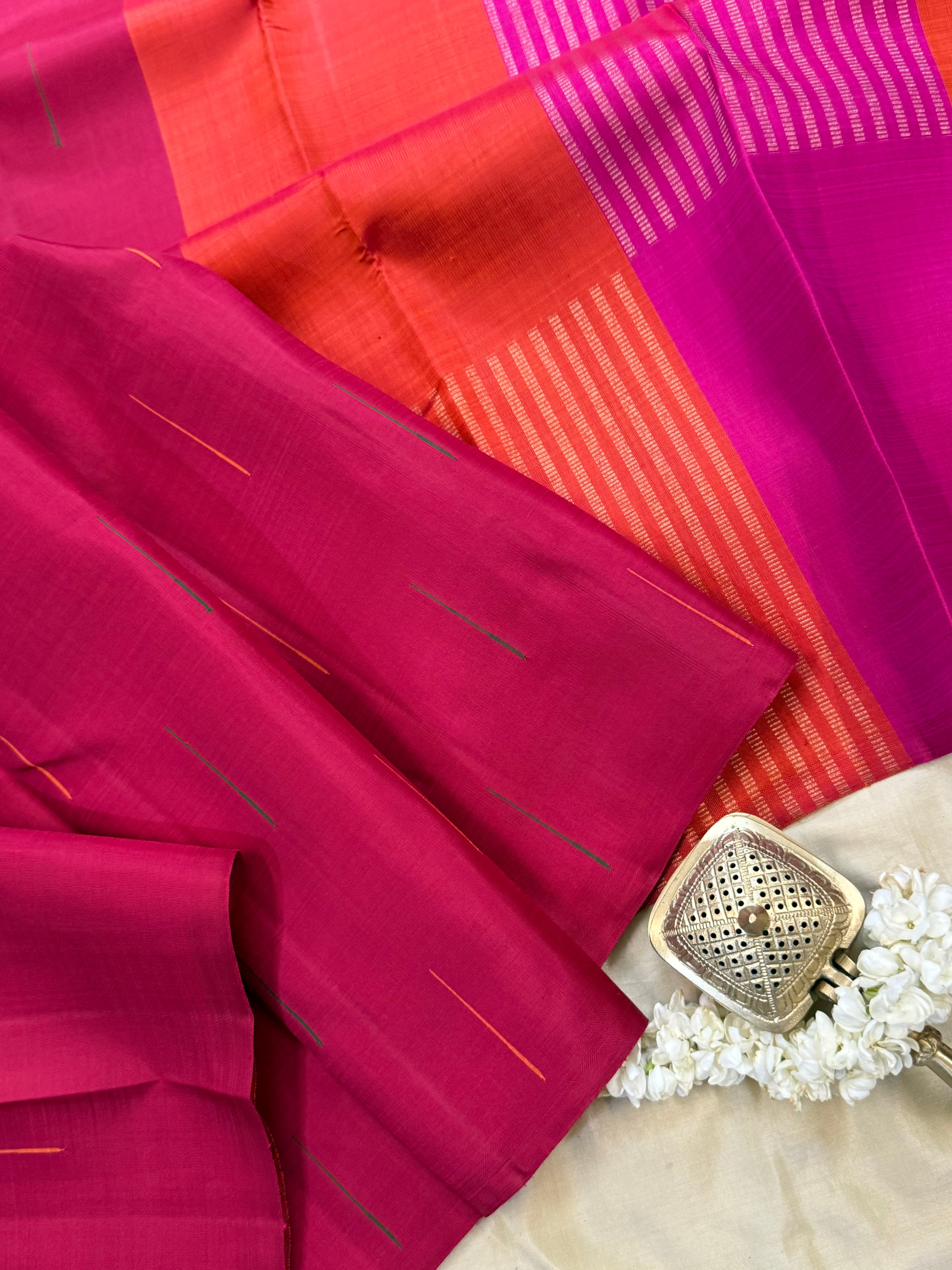 Pink malli moggu unique pallu/ Kanjipuram silk