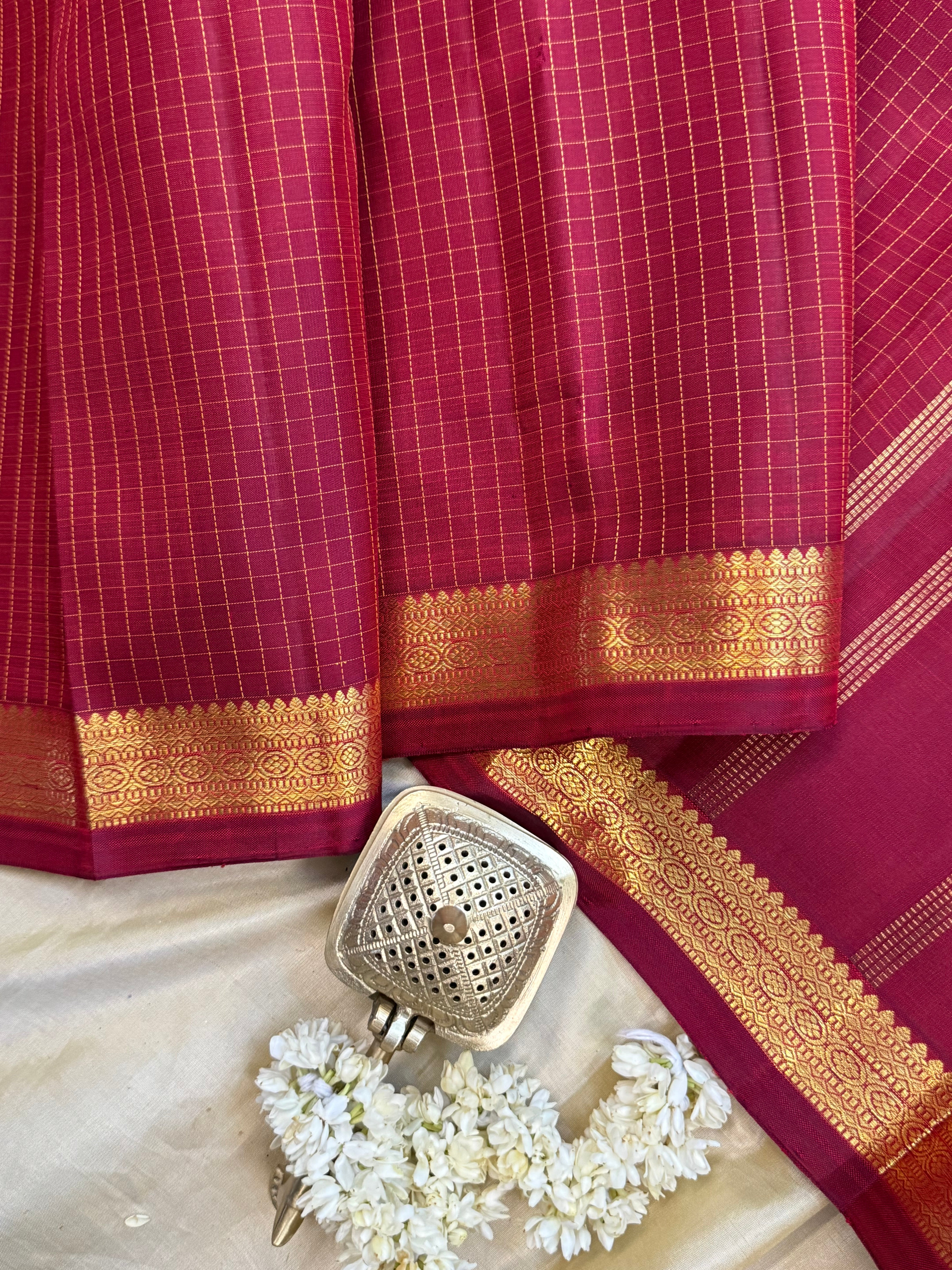 Araku kattam / Kanjipuram silk