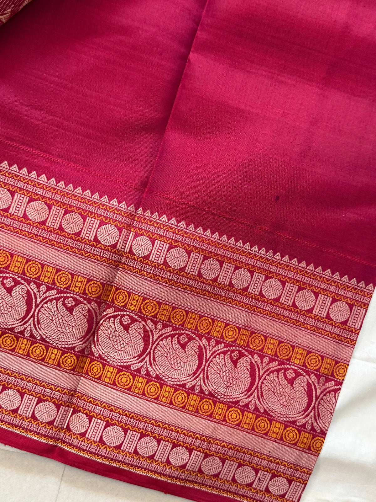 Paaku color shot red unique sorgavasal pallu/ Special edition kanjipuram silk