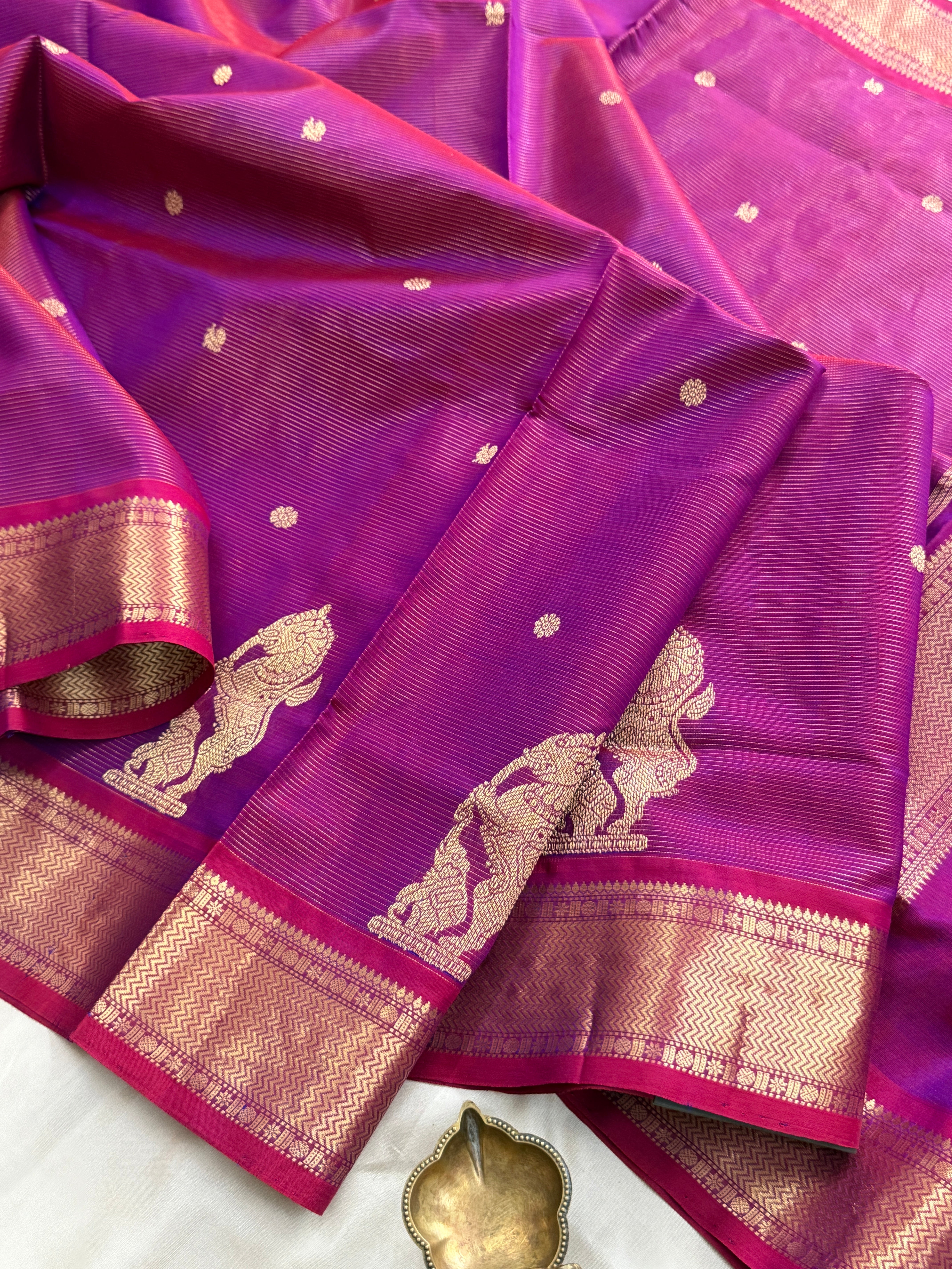 Vadamalli shot pink yazhli Butta on border/ CLSA11478