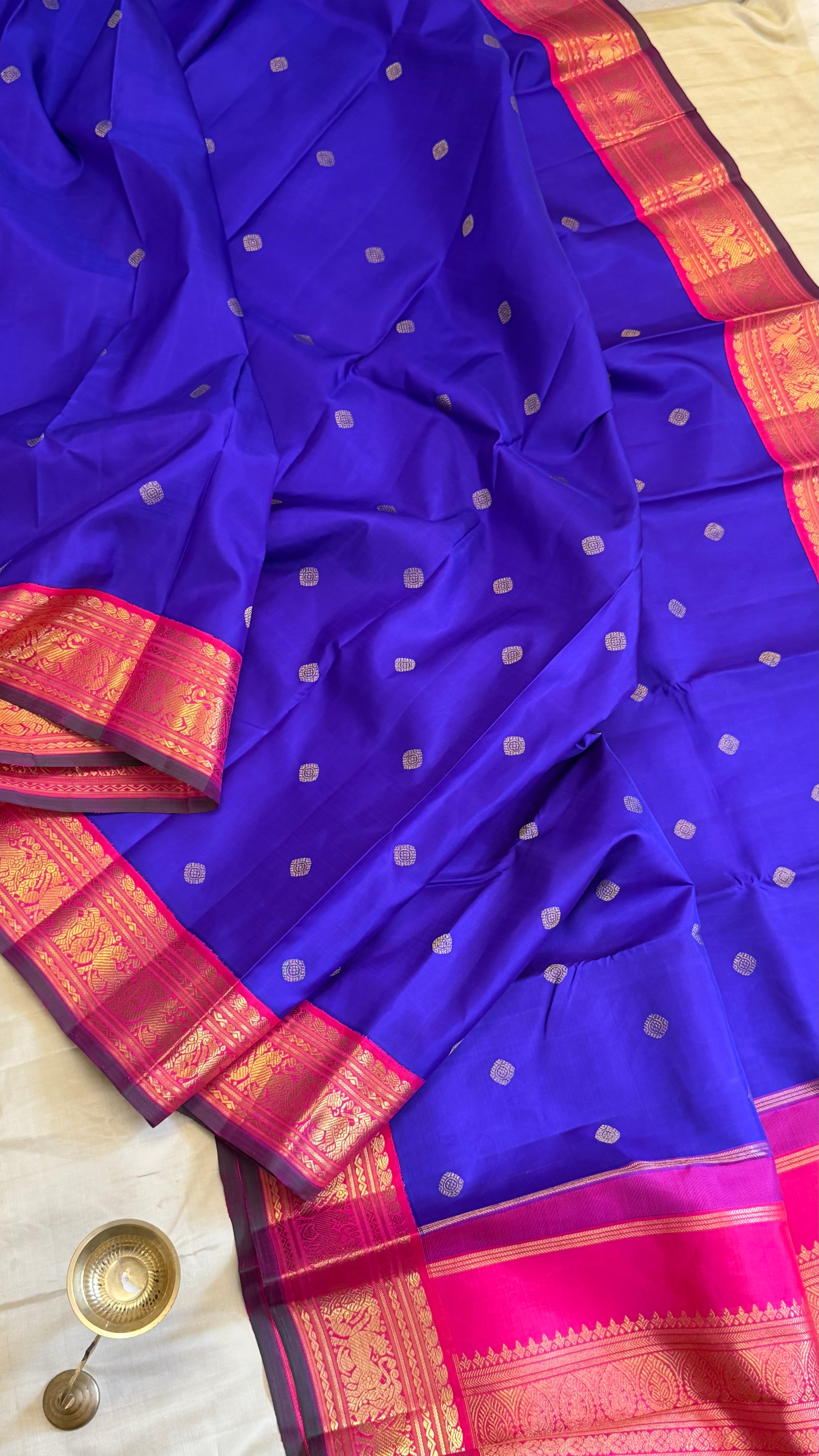 Purplish blue  and pink kai korvai/ kanjipuram silk